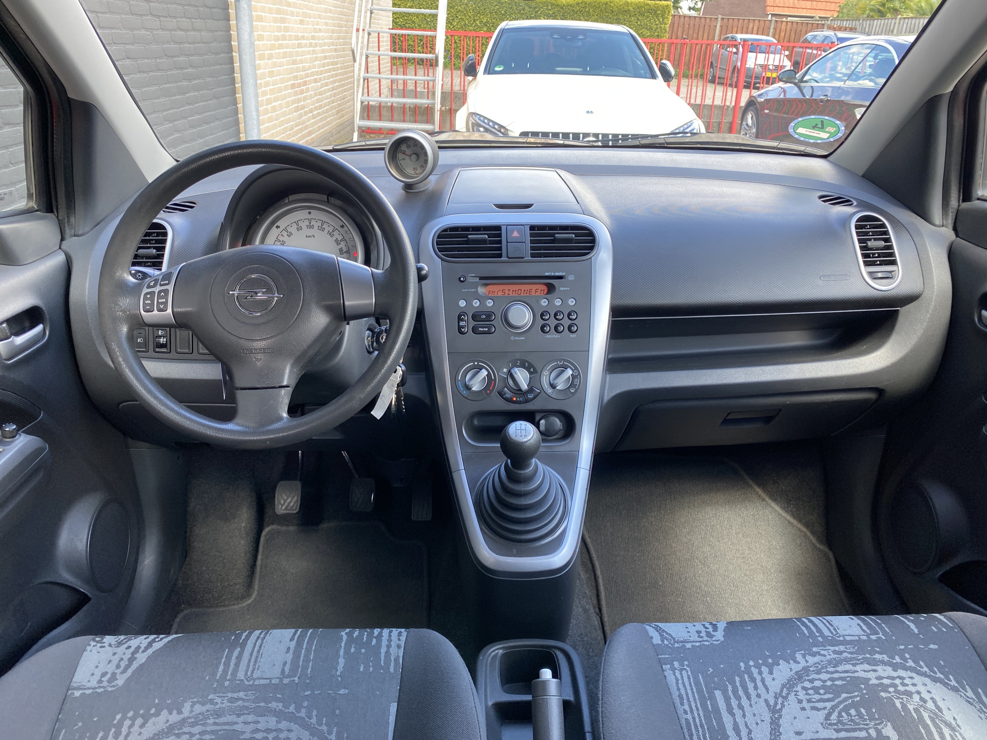 Foto van Opel Agila