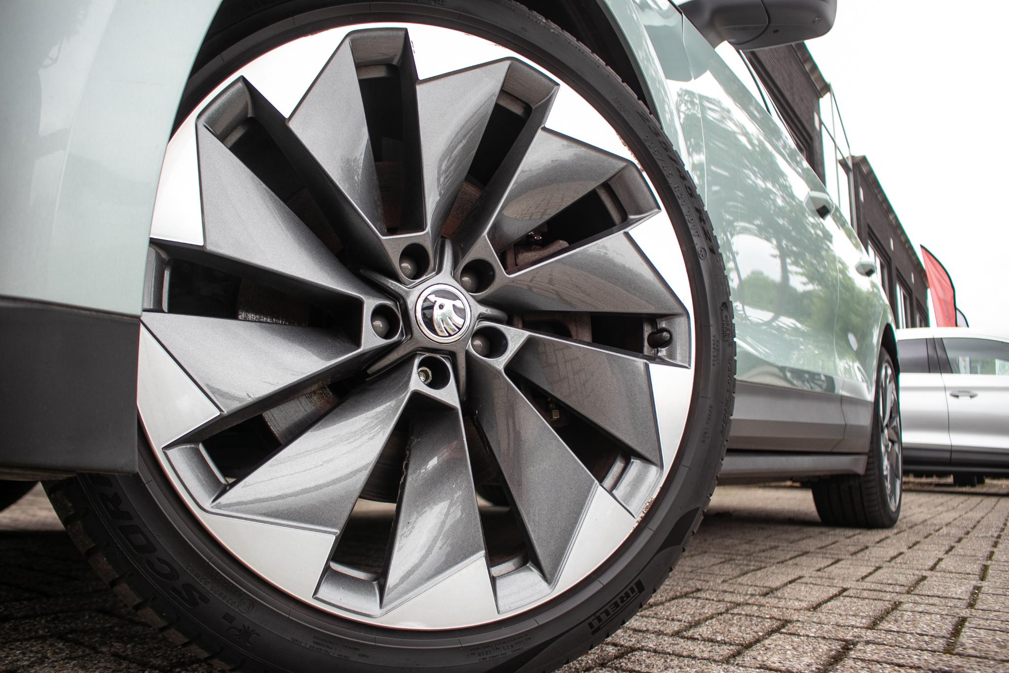 Foto van Skoda Enyaq 80