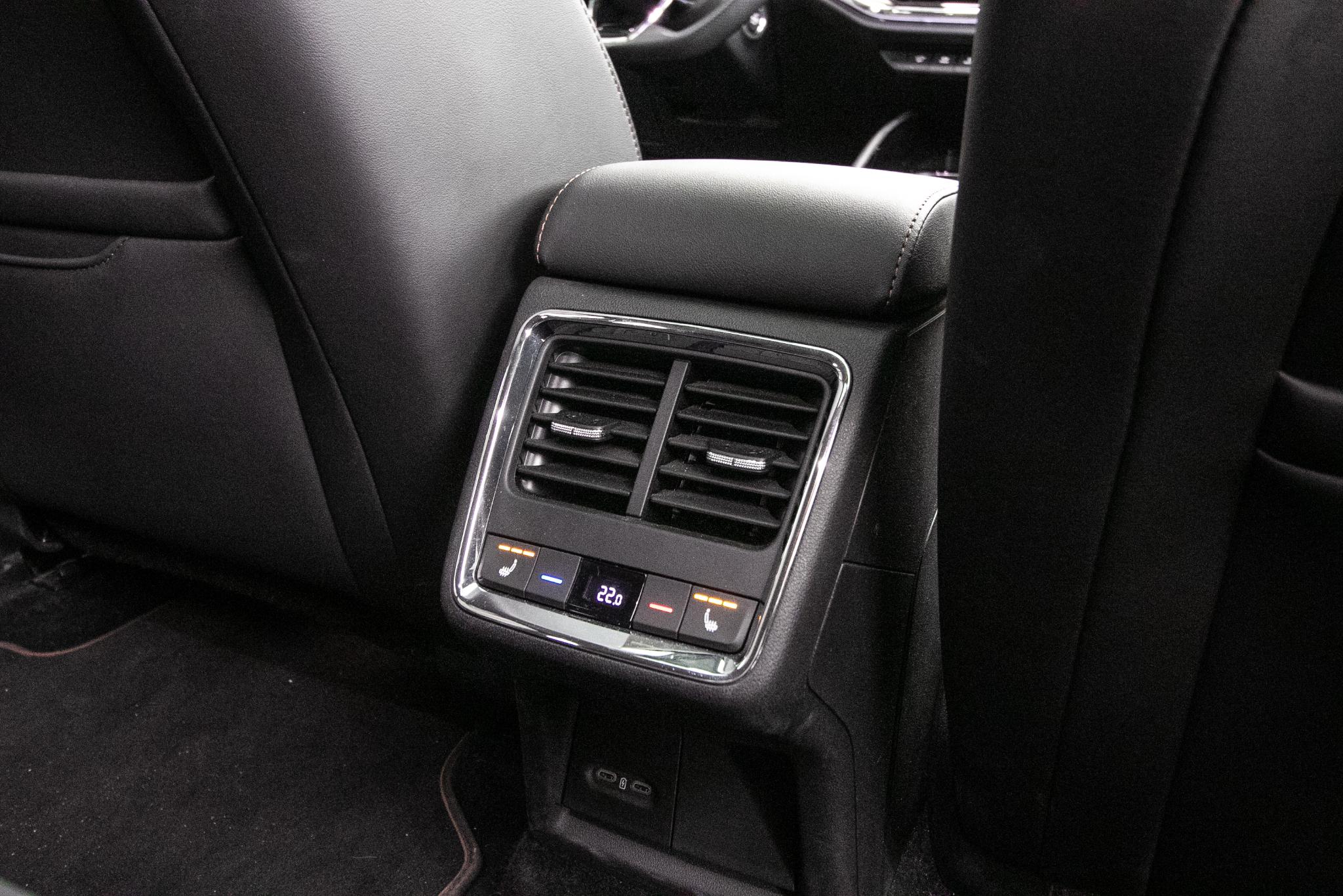 Foto van Skoda Enyaq 80