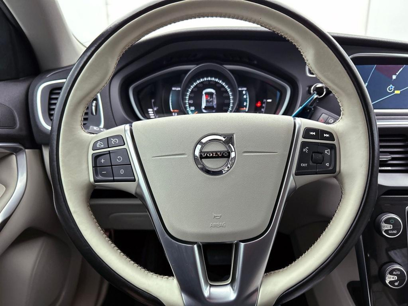 Foto van Volvo V40 Cross Country