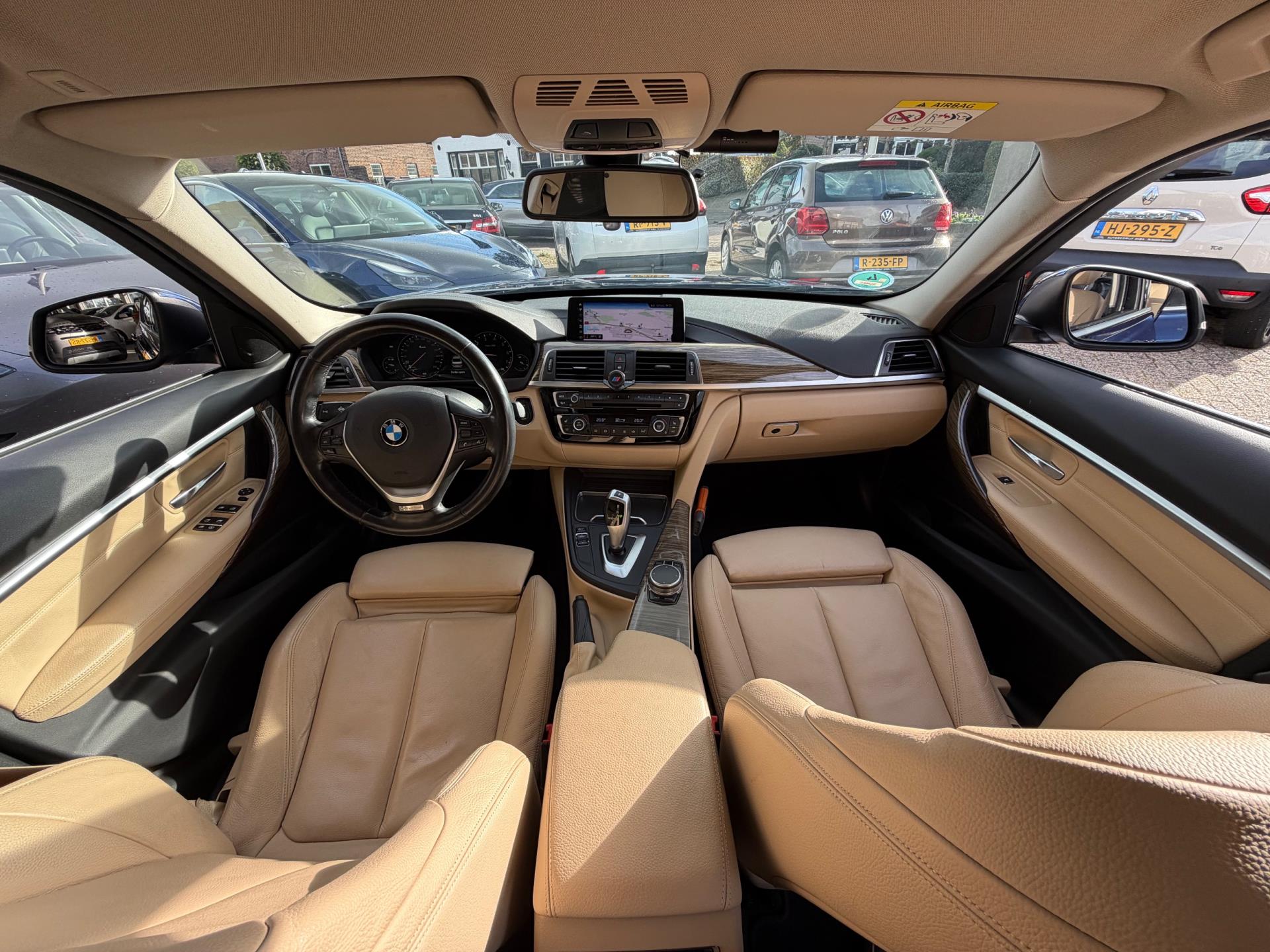 Foto van BMW 320i
