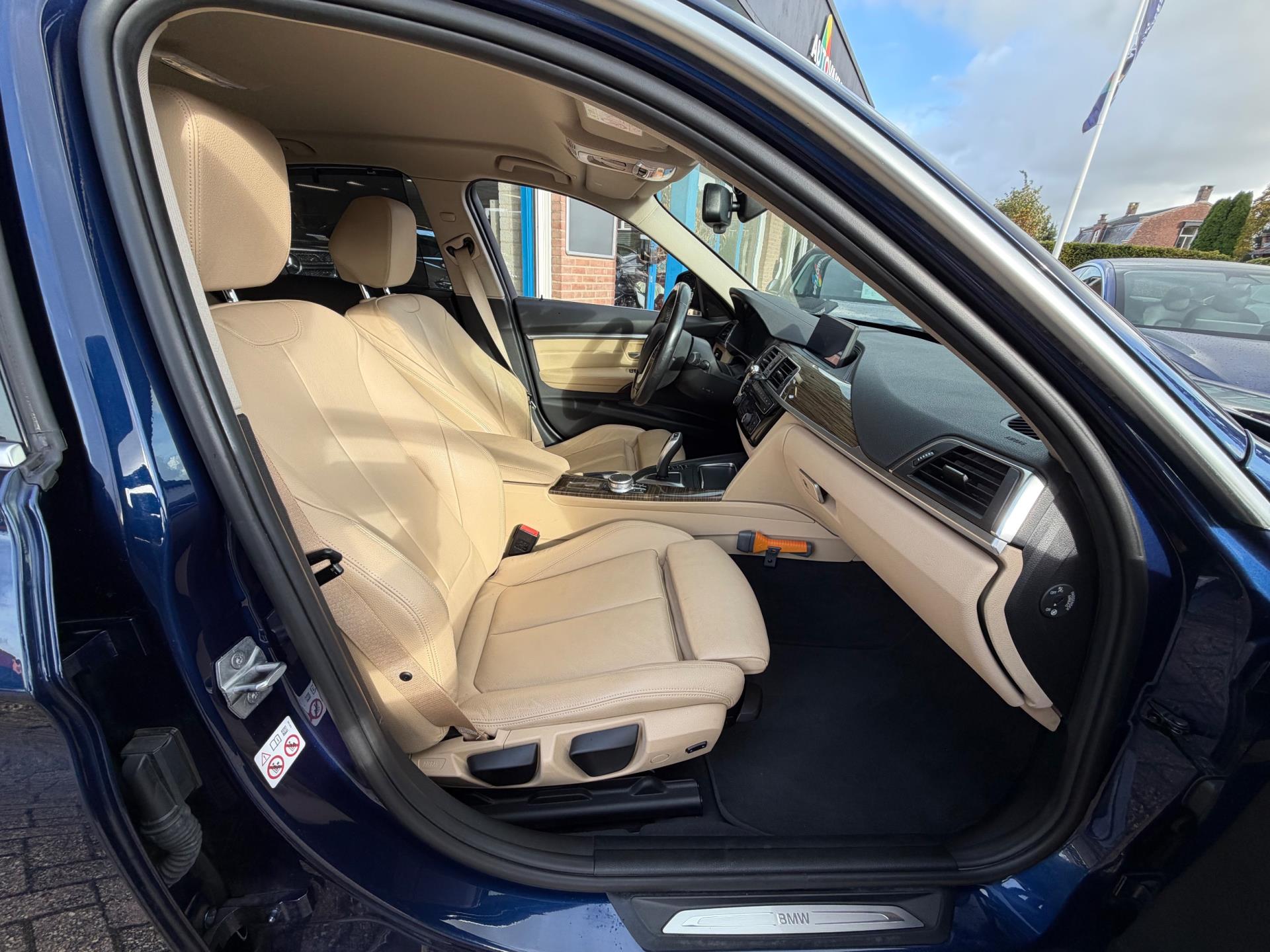 Foto van BMW 320i