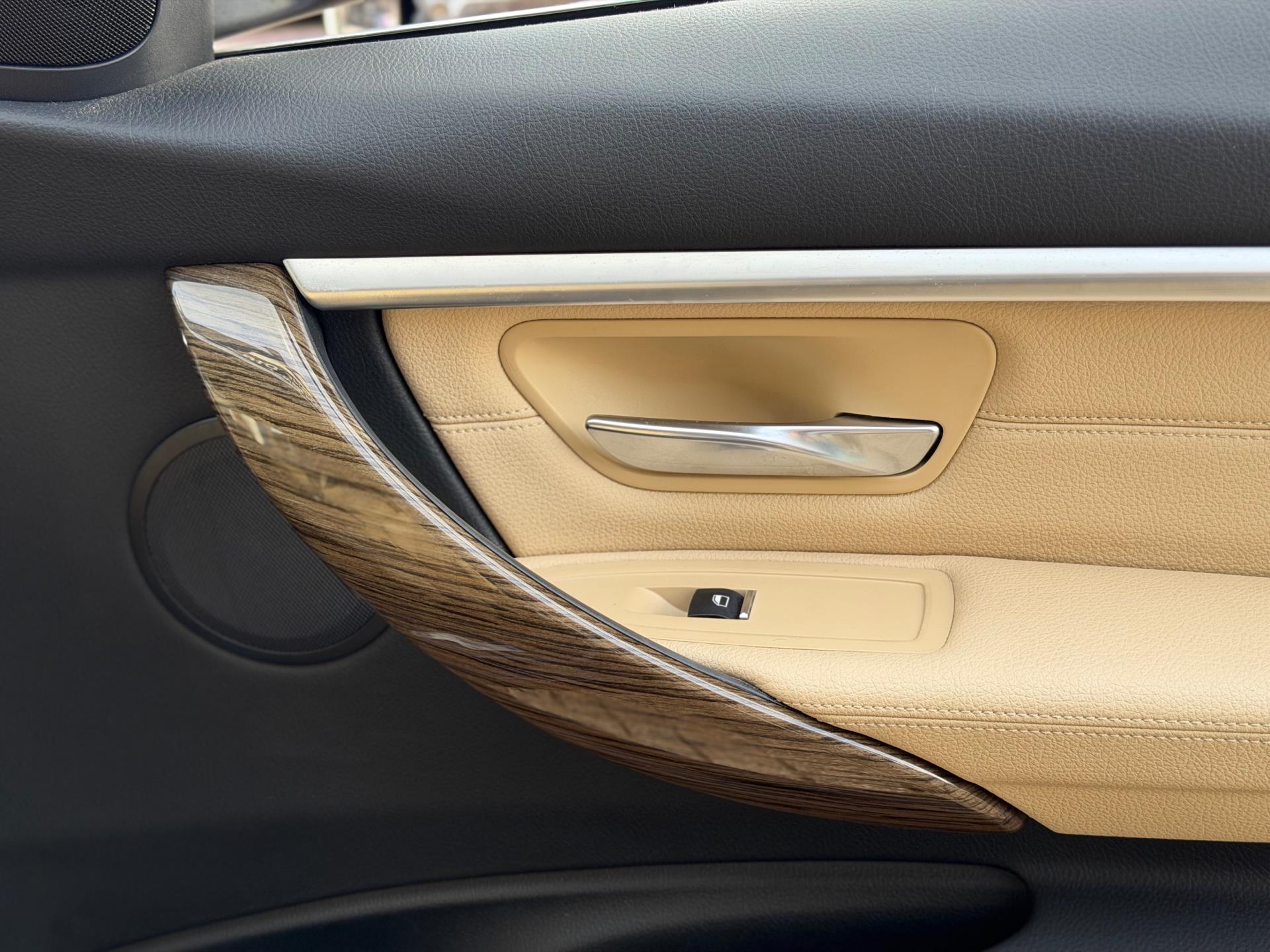 Foto van BMW 320i