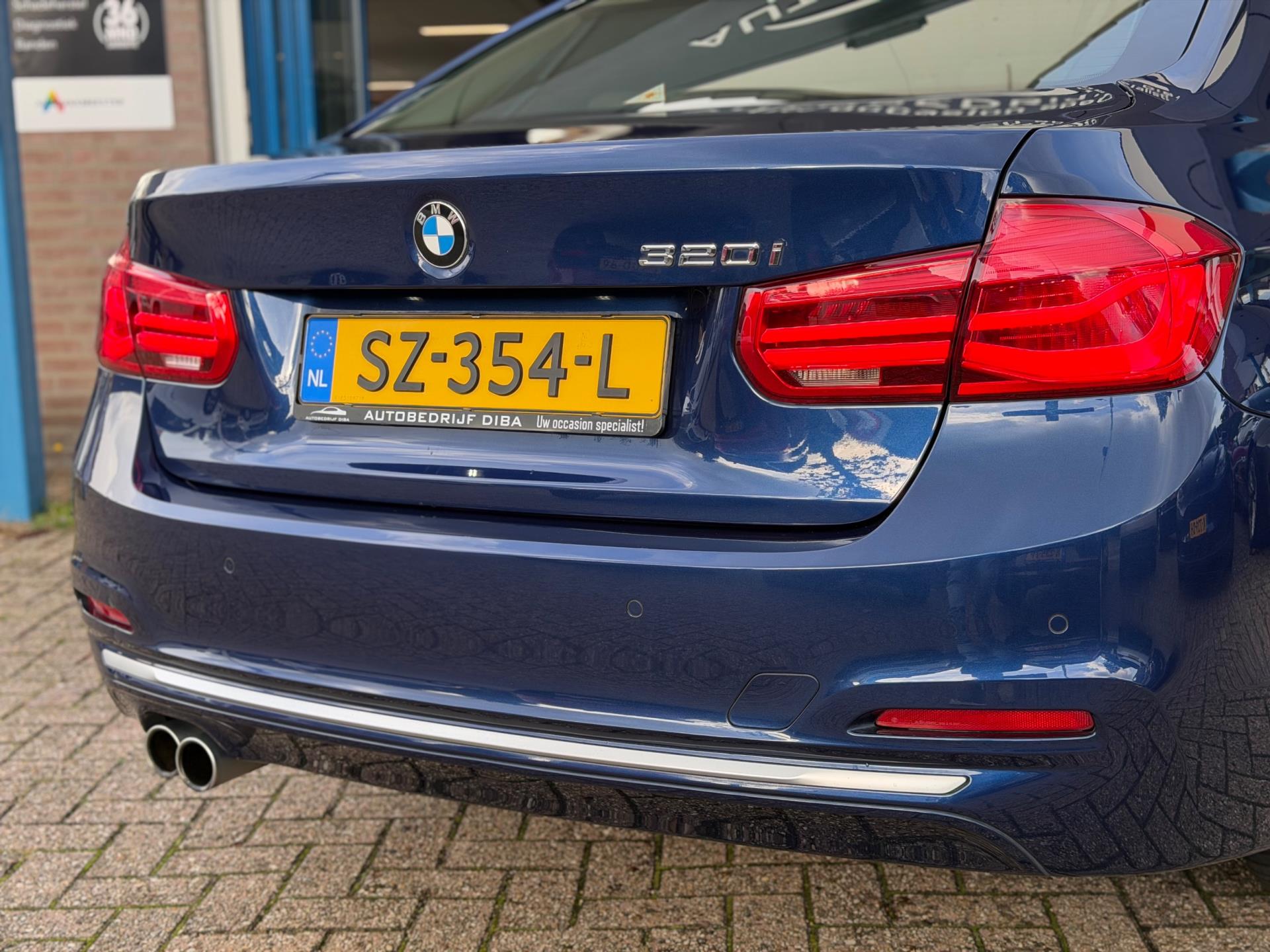 Foto van BMW 320i