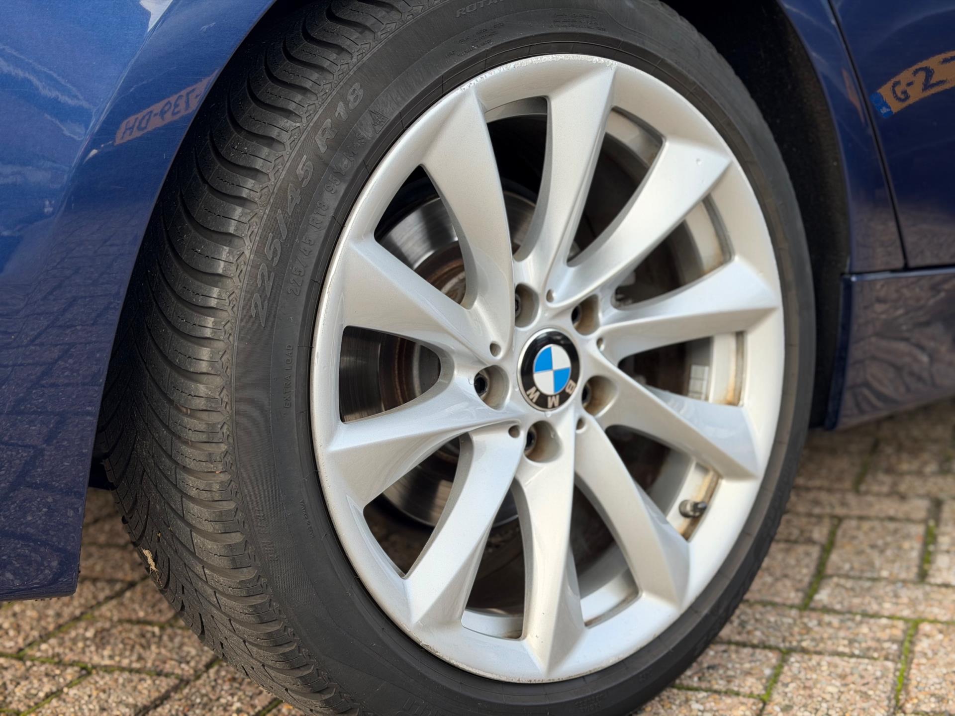 Foto van BMW 320i
