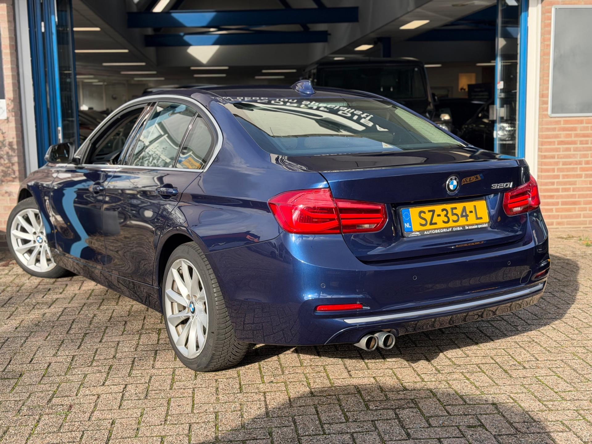 Foto van BMW 320i