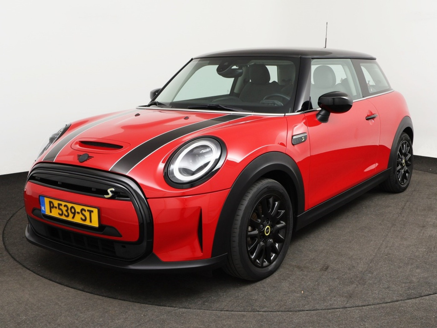 Mini Cooper Se Business Edition | 96% SoH • Keyless • CarPlay • Stoelverwarming 2022 - voorkant