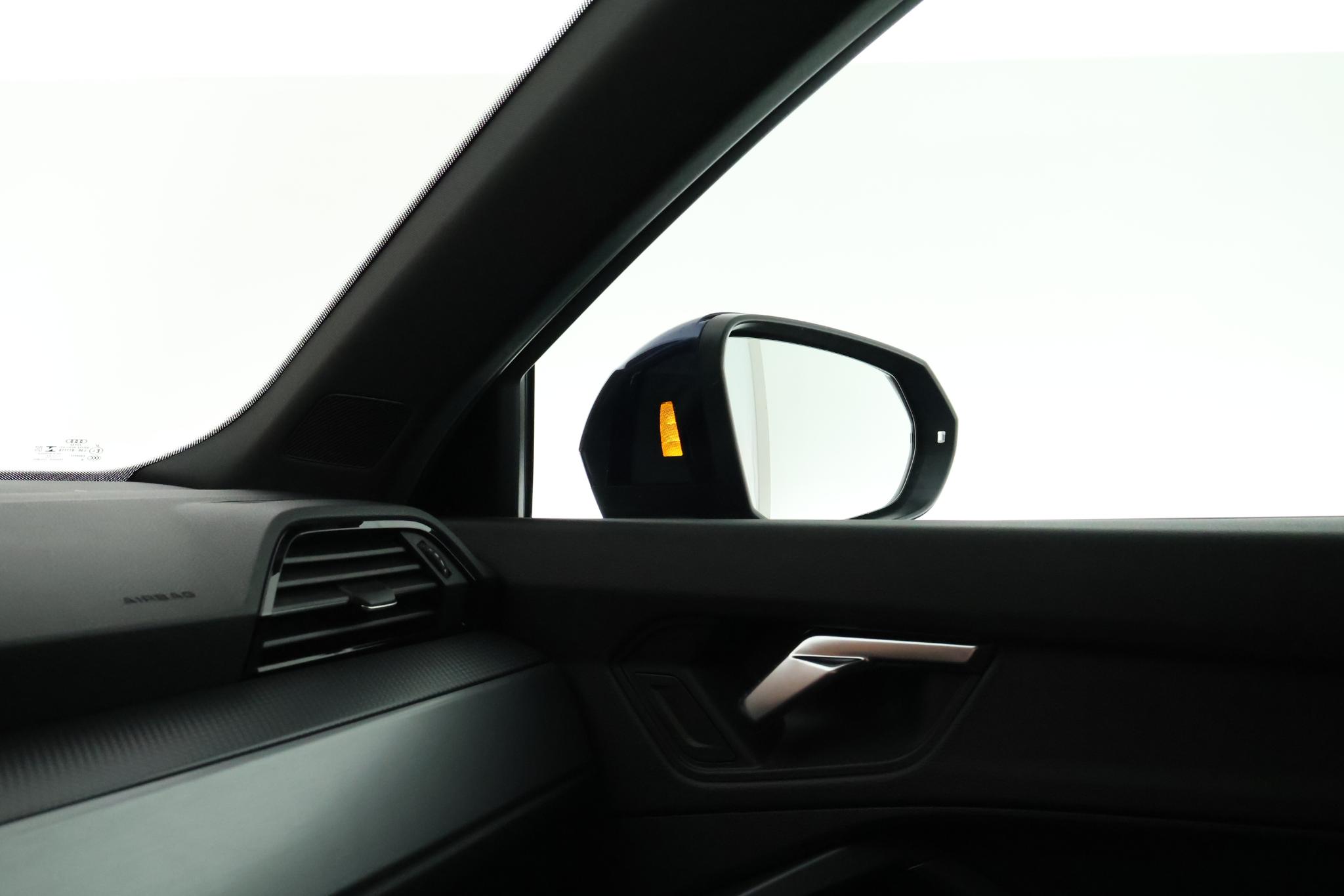 Foto van Audi Q3 E-tron