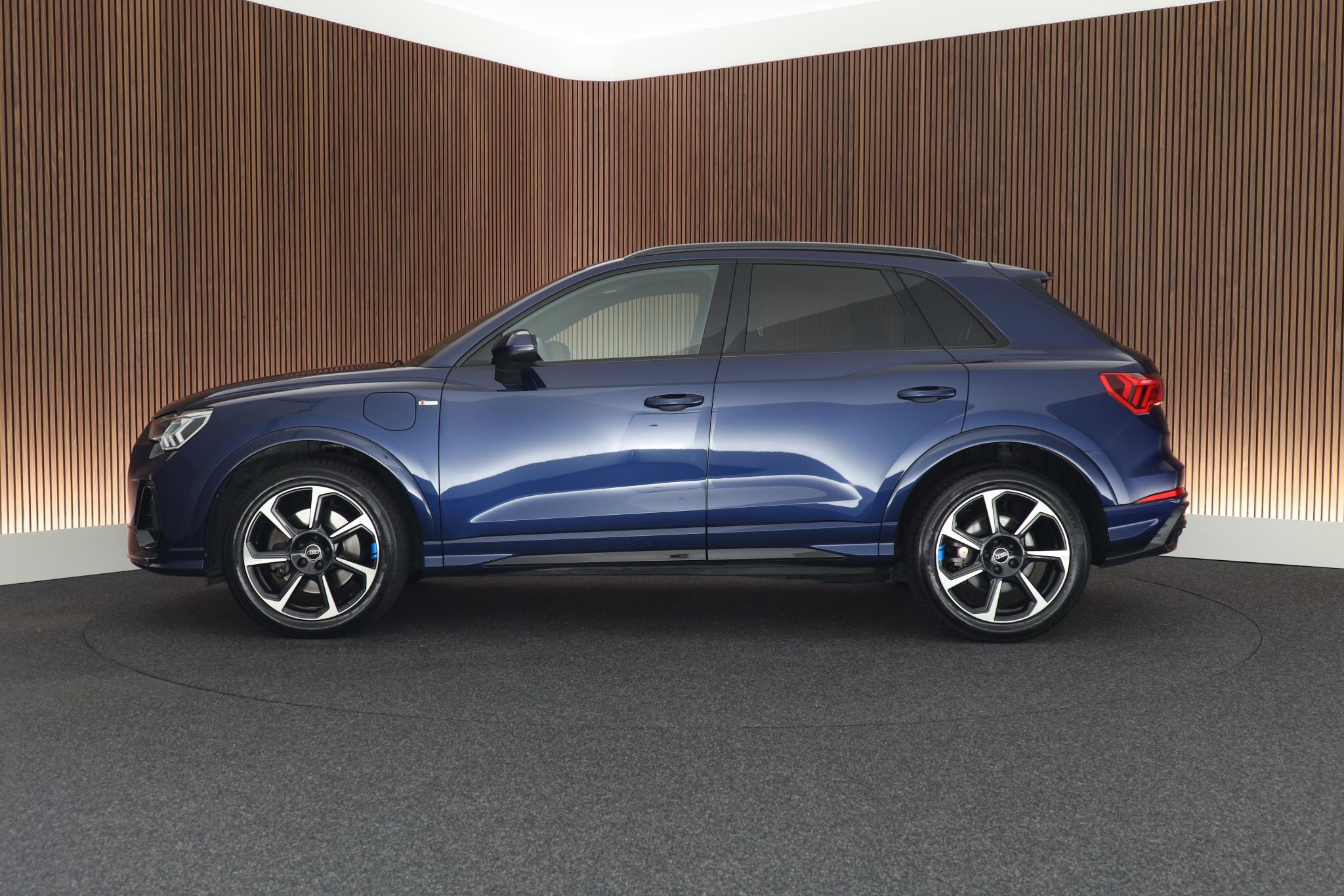 Foto van Audi Q3 E-tron