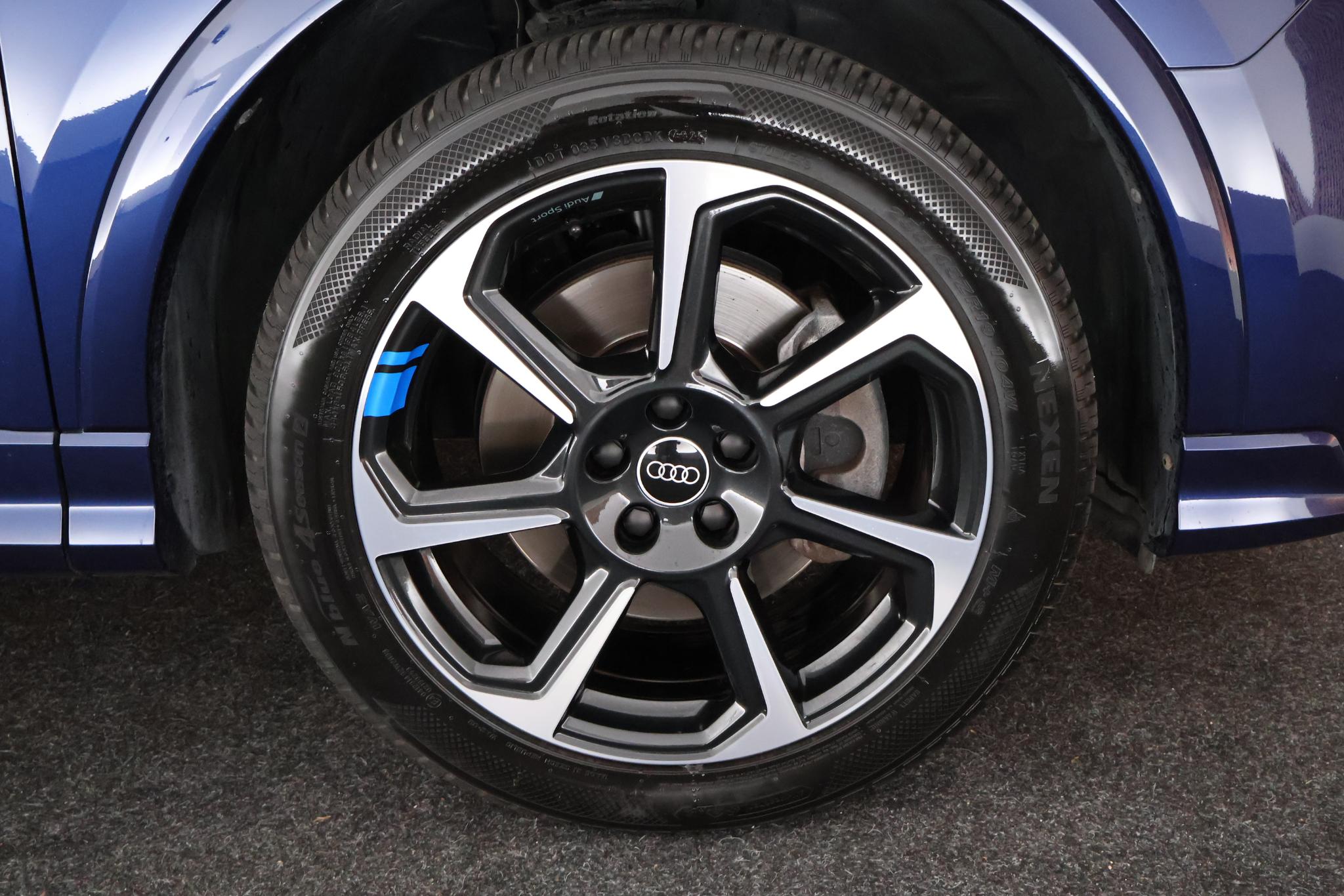Foto van Audi Q3 E-tron