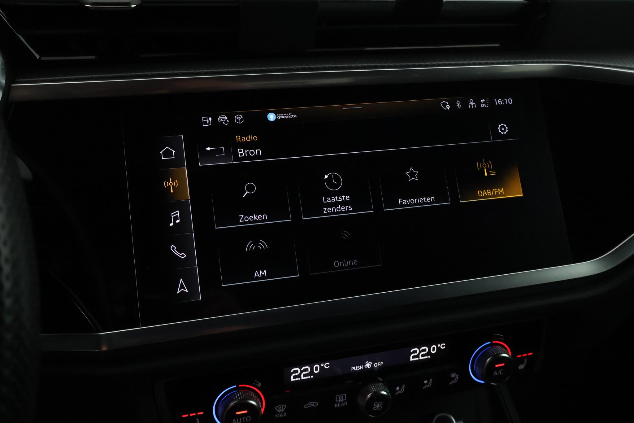 Foto van Audi Q3 E-tron