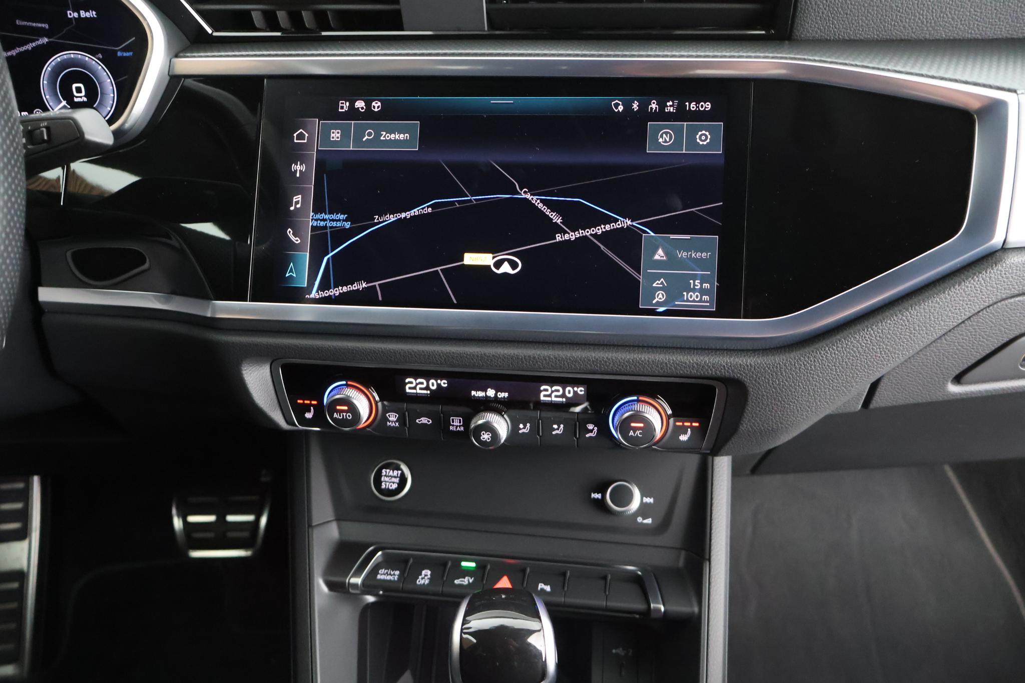 Foto van Audi Q3 E-tron