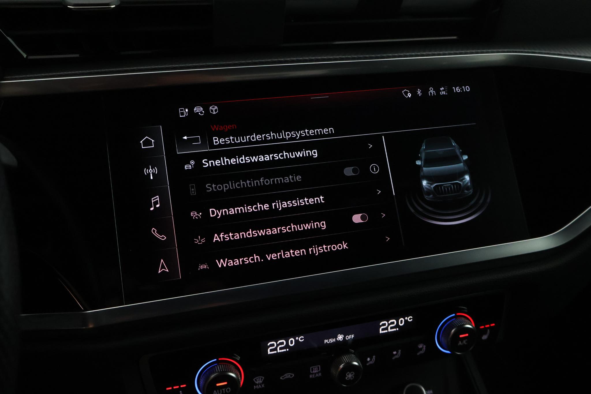 Foto van Audi Q3 E-tron