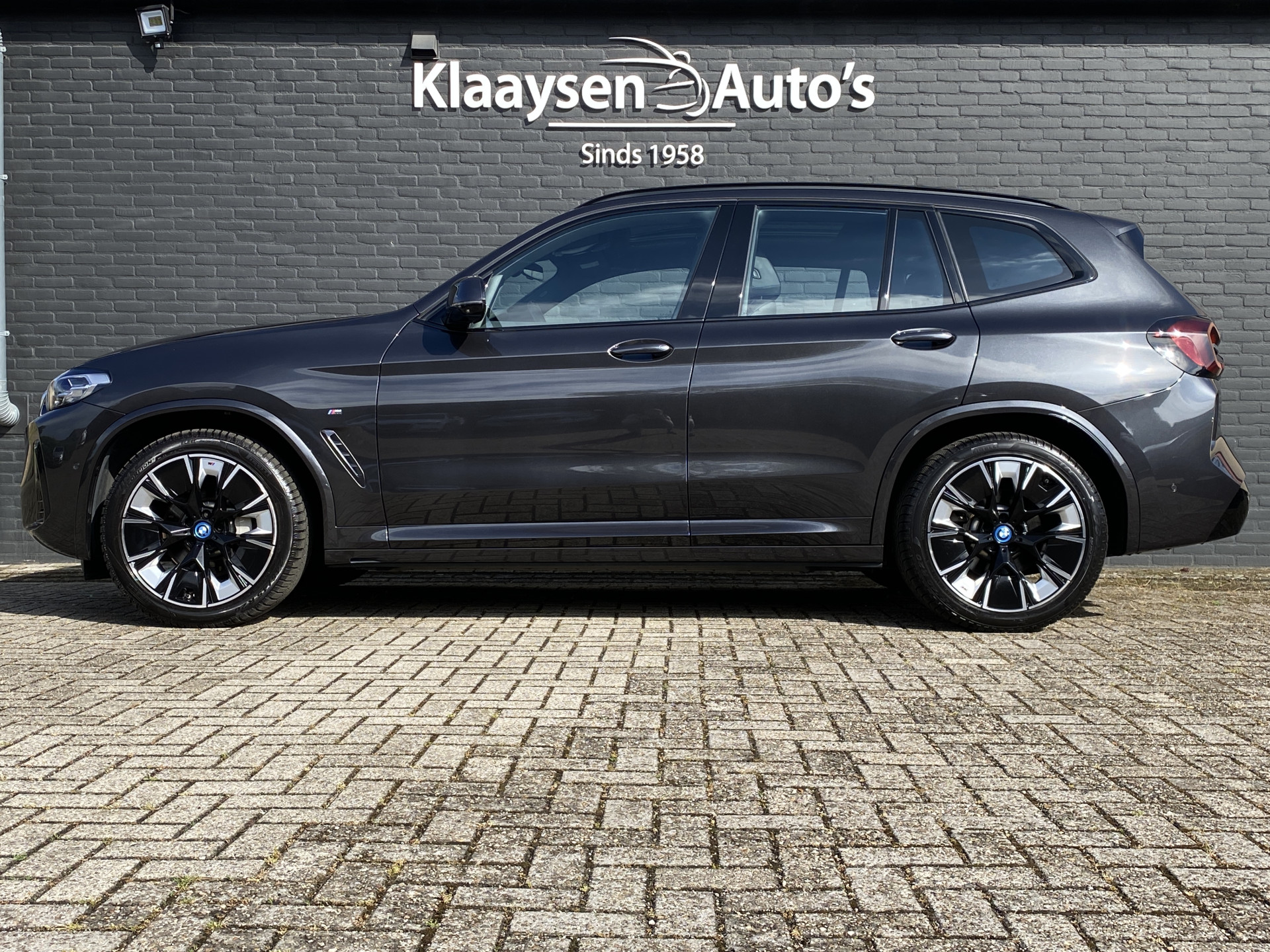 Foto van BMW Ix3