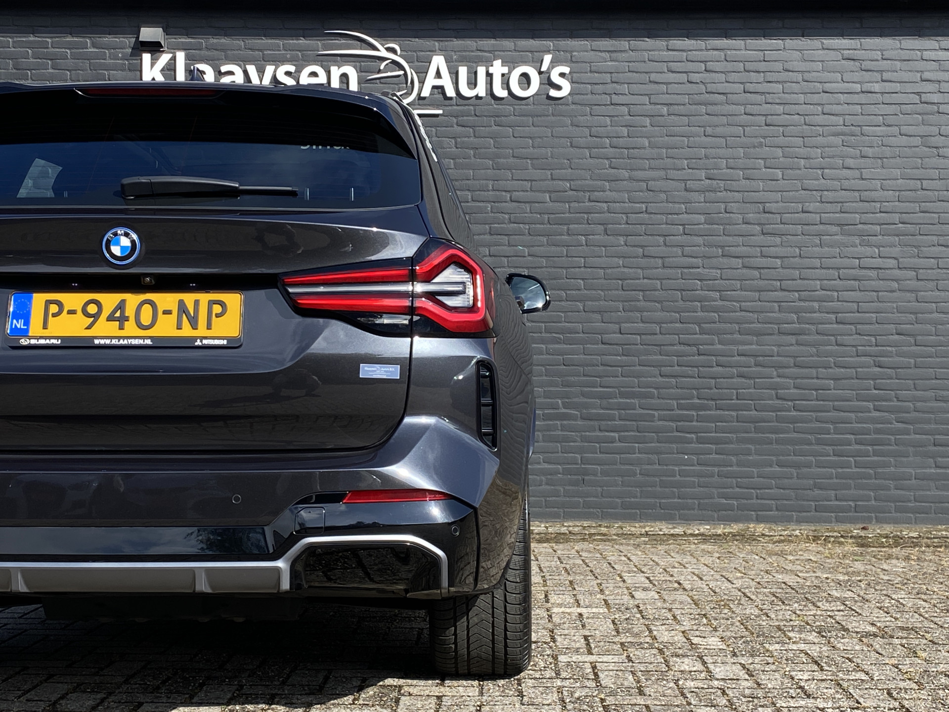 Foto van BMW Ix3