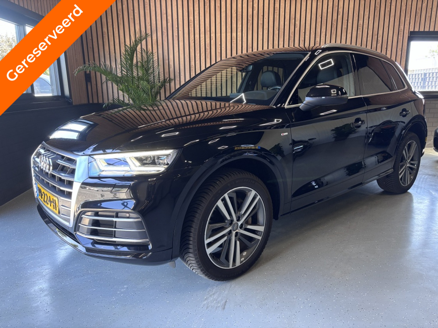 Audi Q5 2.0 TFSI  Launch Edition 252PK 2017 - voorkant