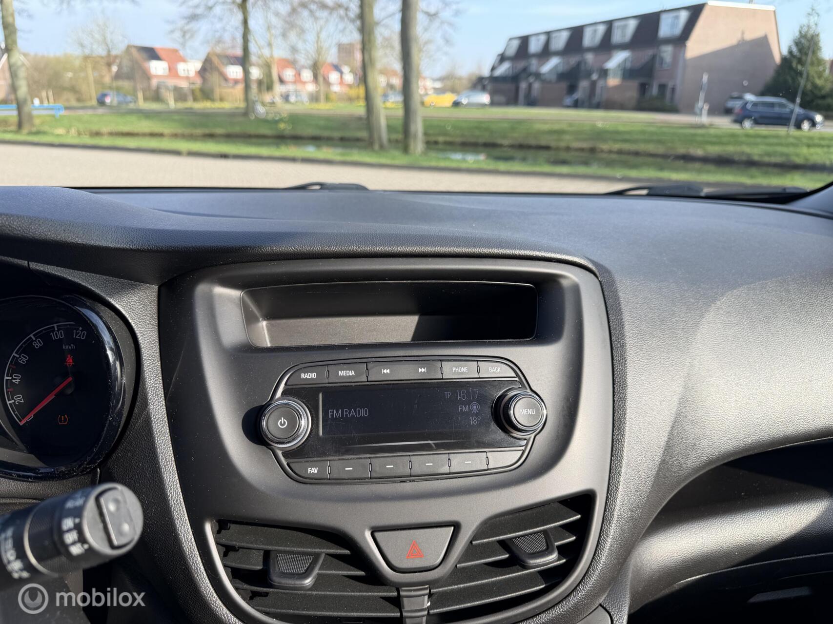 Foto van Opel Karl / Viva