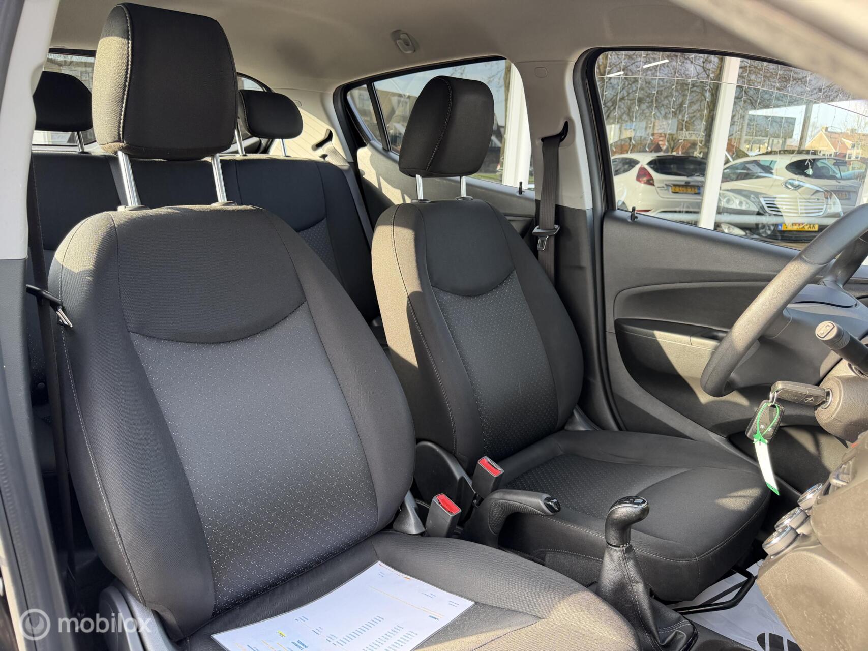 Foto van Opel Karl / Viva