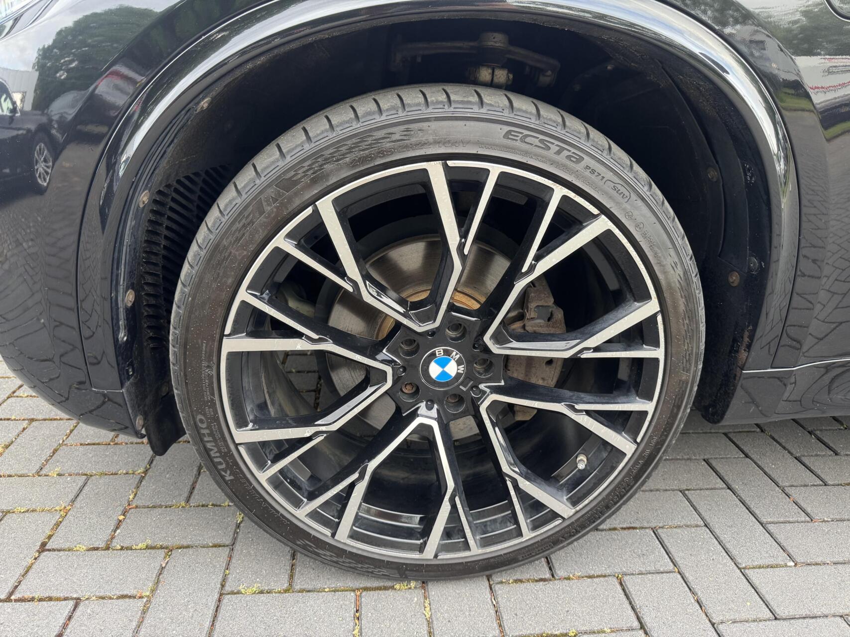 Foto van BMW X5 Xdrive40e