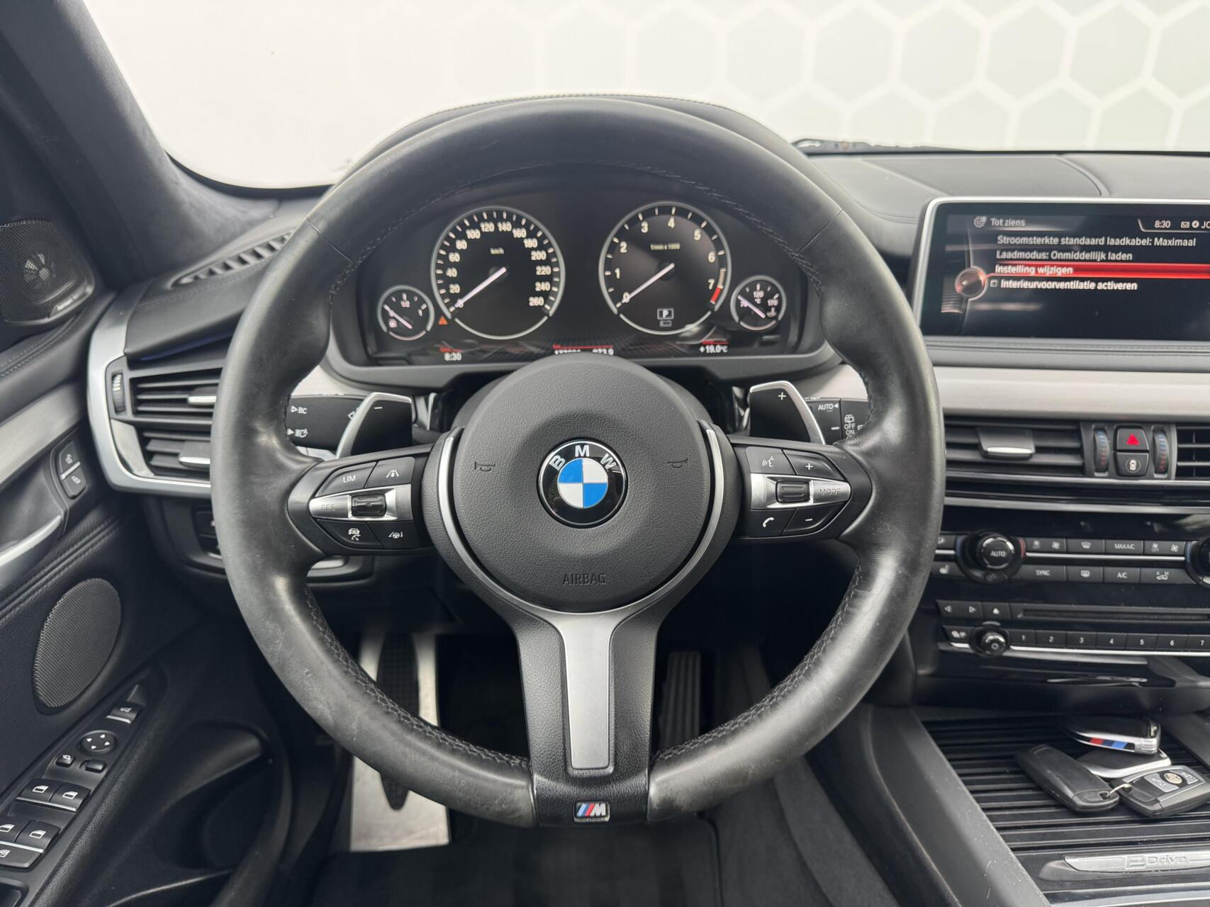 Foto van BMW X5 Xdrive40e