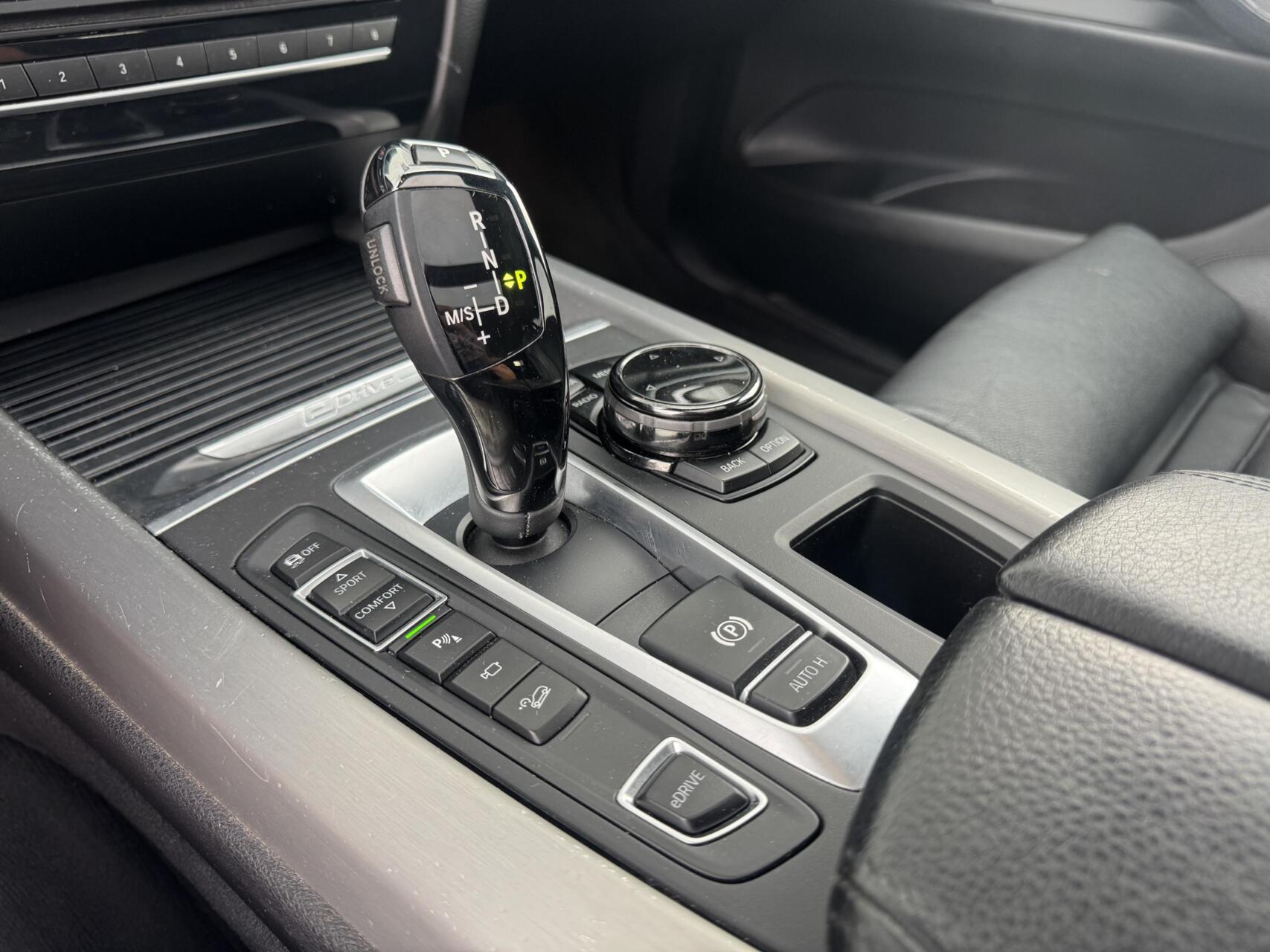 Foto van BMW X5 Xdrive40e