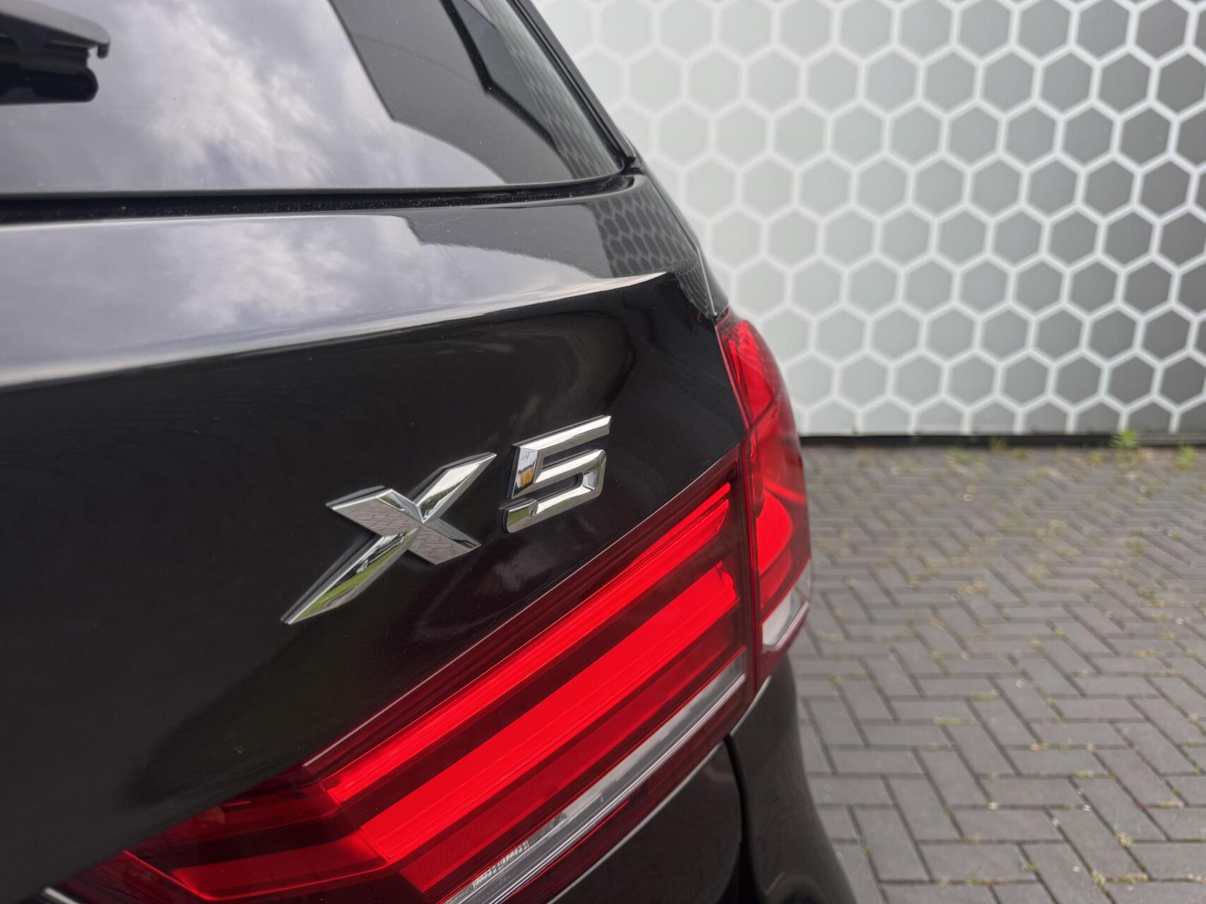 Foto van BMW X5 Xdrive40e