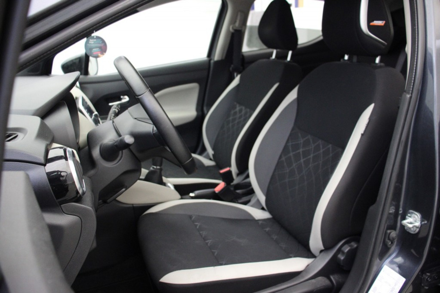 Foto van Nissan Nissan Micra