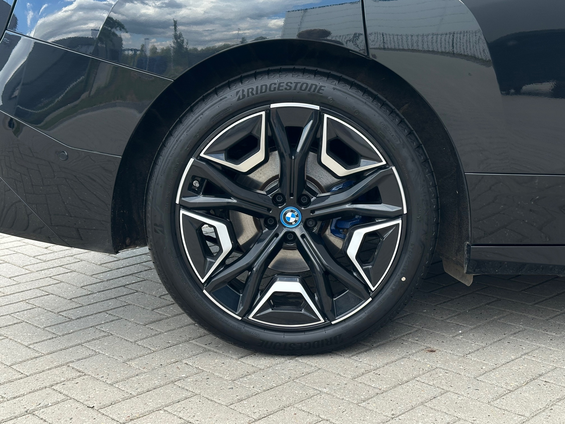 Foto van BMW Ix Xdrive40