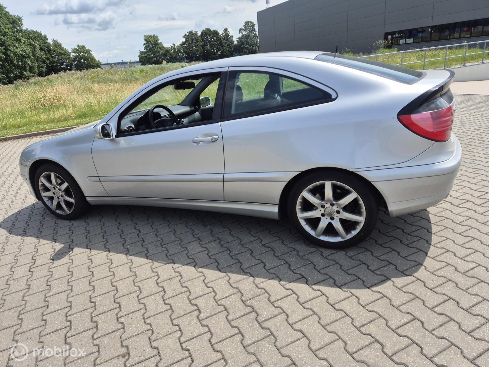 Foto van Mercedes-Benz C 200 Kompressor