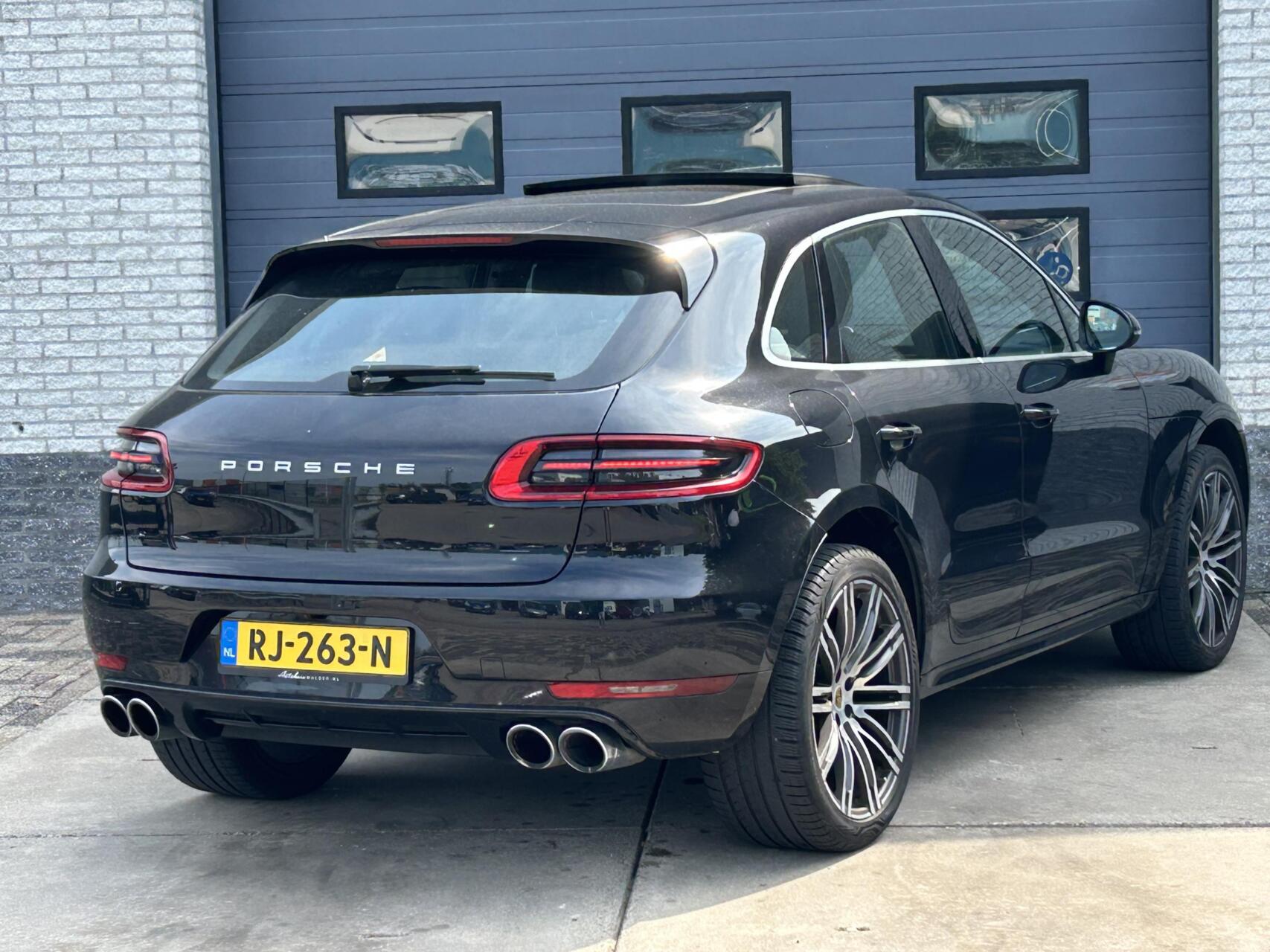 Foto van Porsche Macan S Diesel