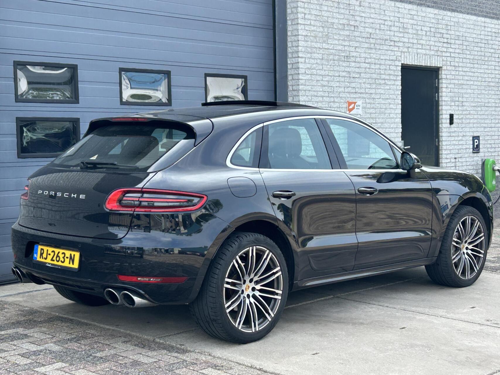Foto van Porsche Macan S Diesel
