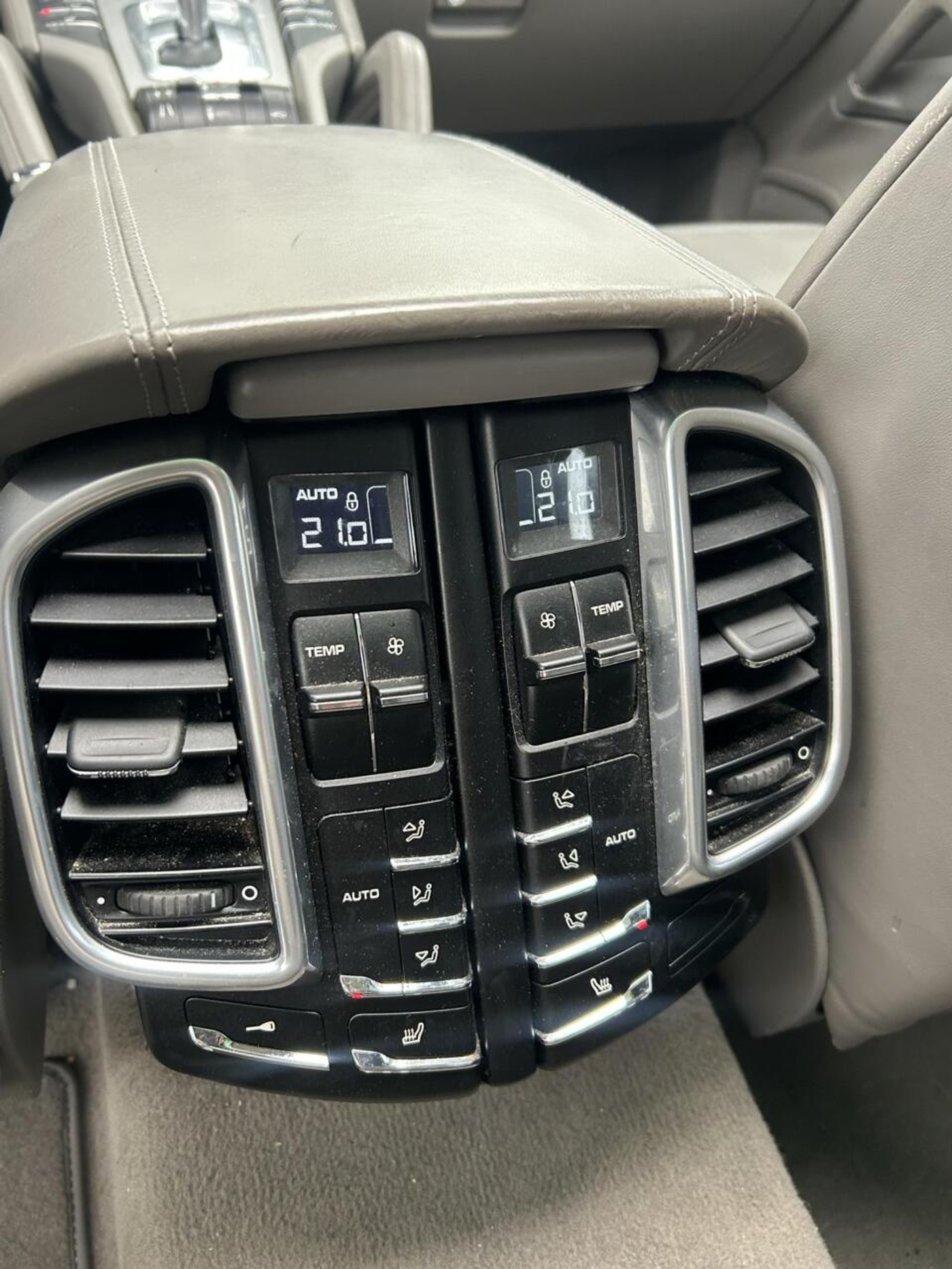 Foto van Porsche Cayenne Diesel