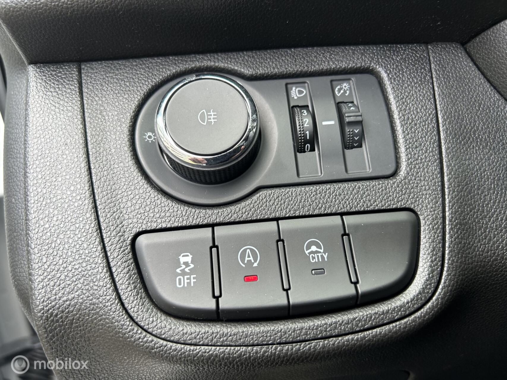 Foto van Opel Karl / Viva