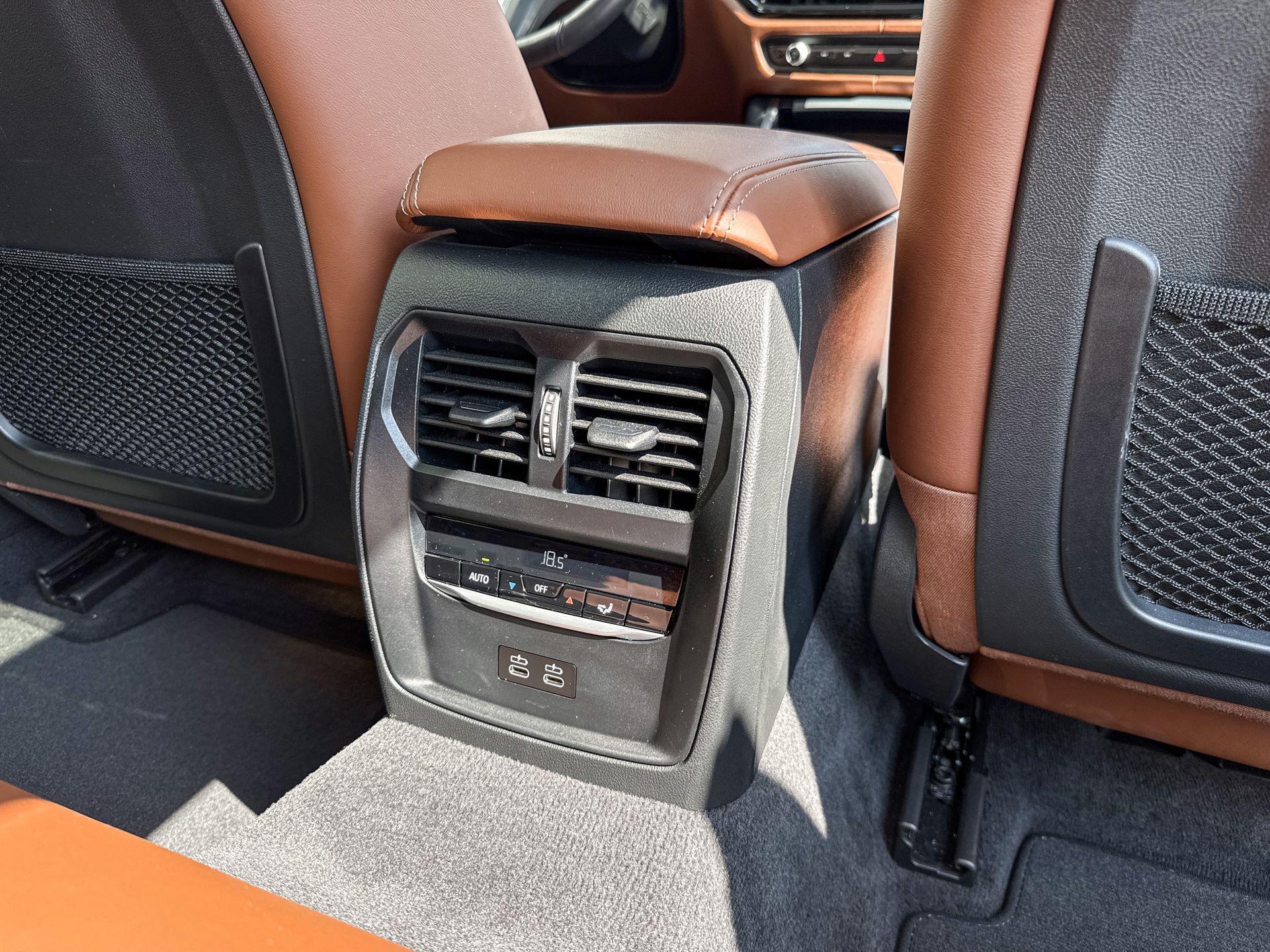 Foto van BMW 330e