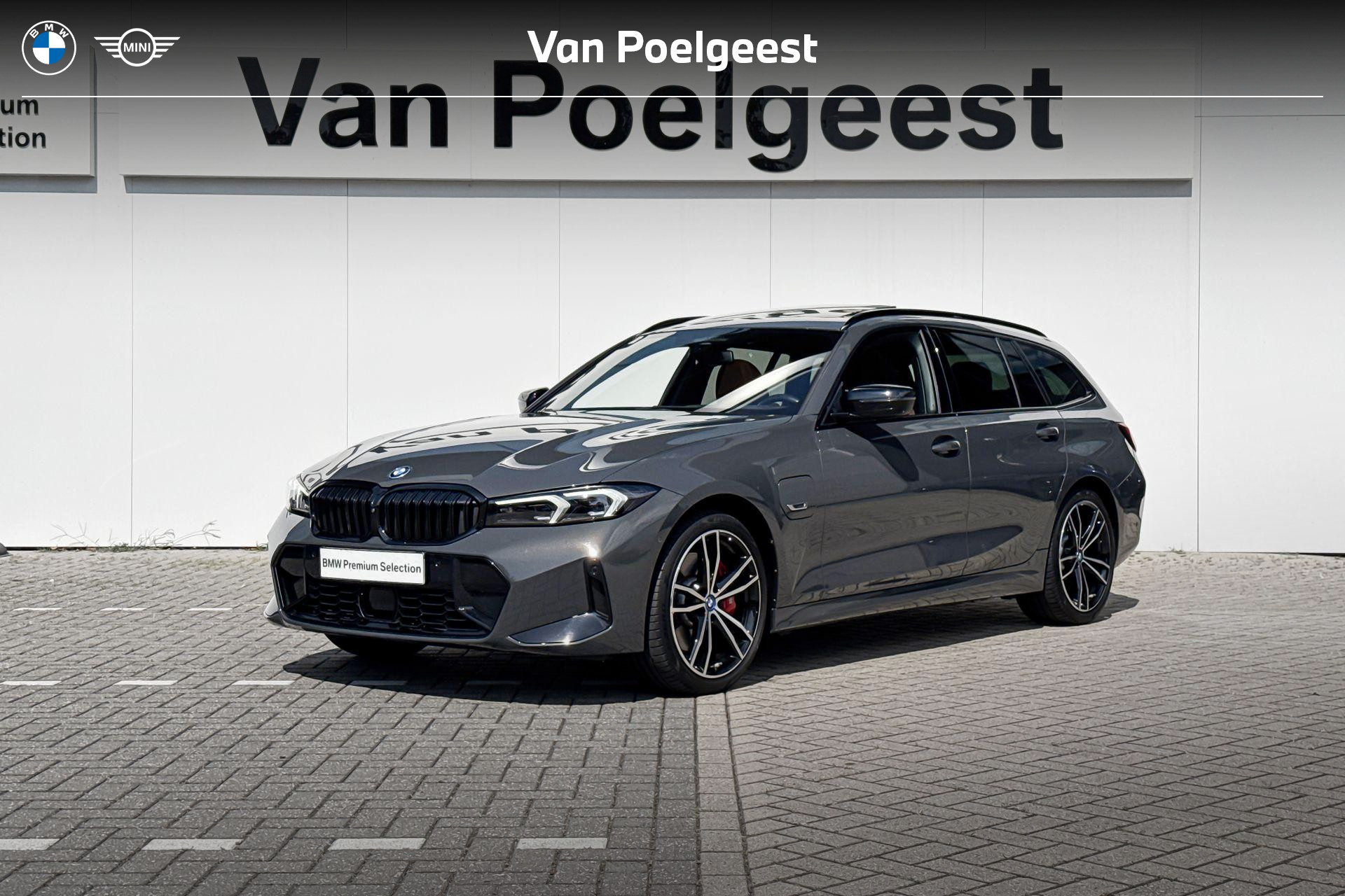 BMW 330e 330e 2023 - voorkant