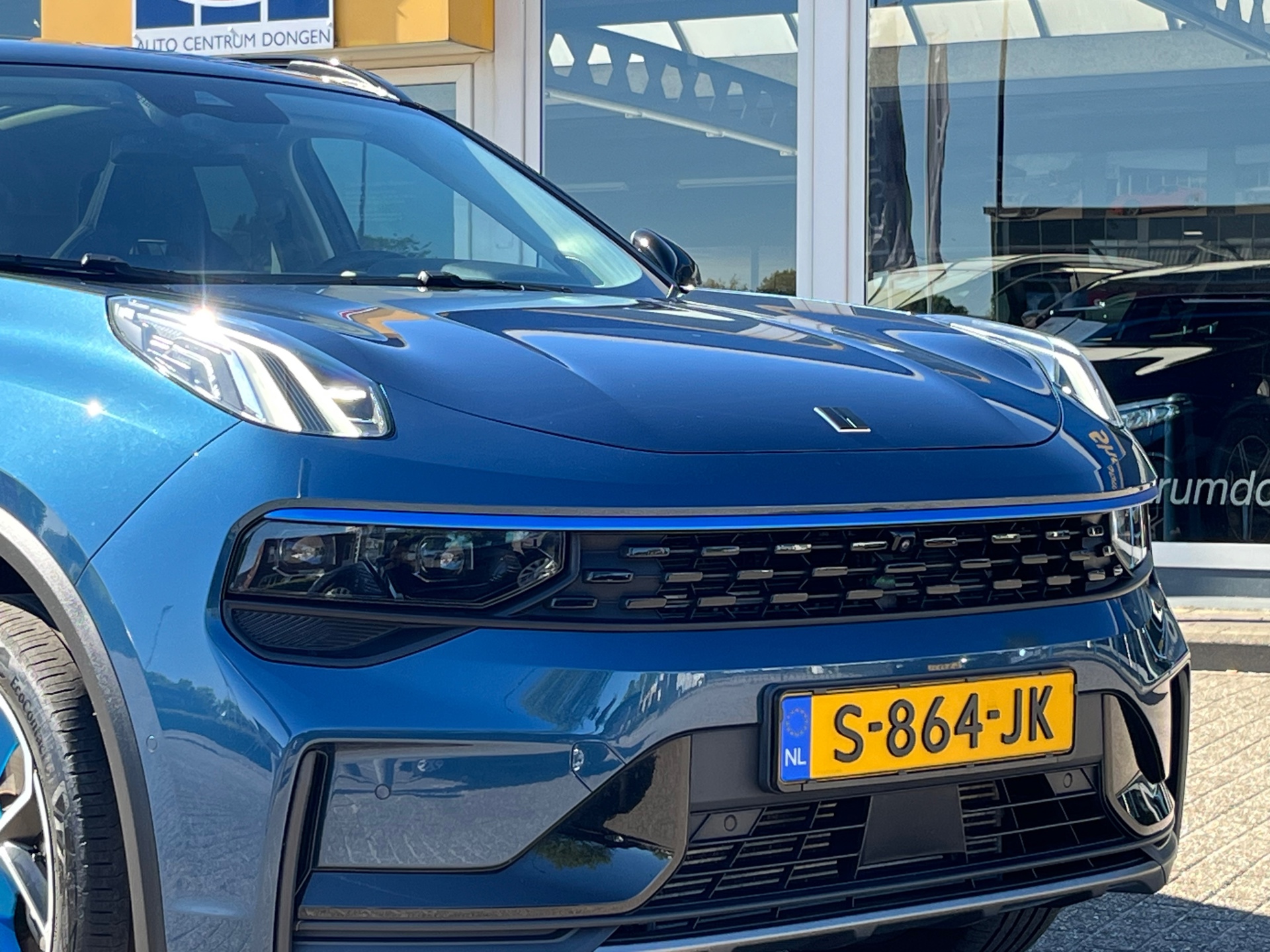 Foto van Lynk&co LYNK & Co 01
