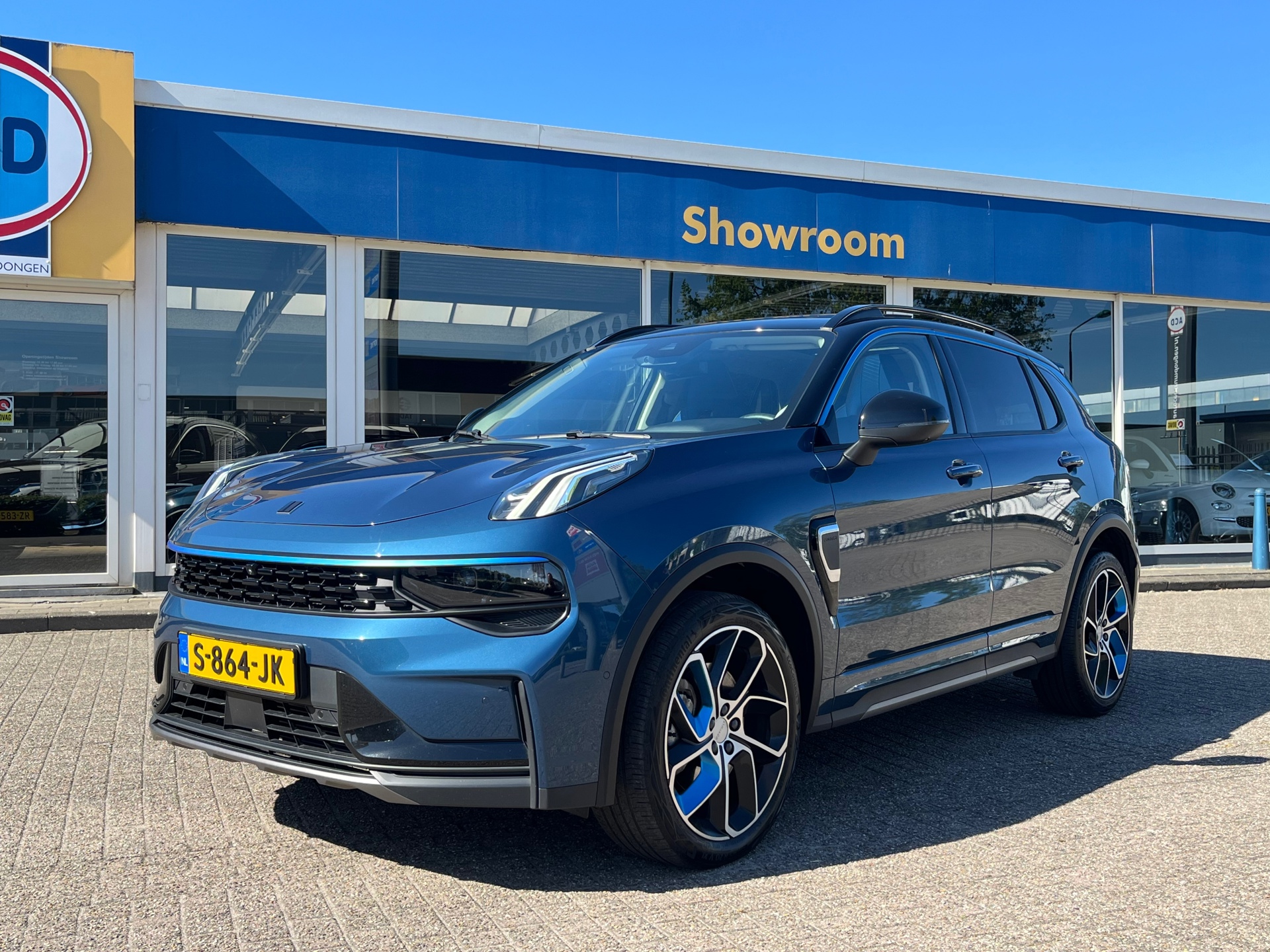 Foto van Lynk&co LYNK & Co 01