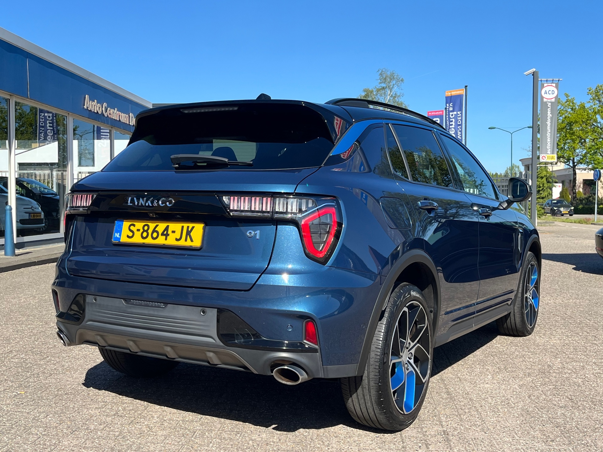 Foto van Lynk&co LYNK & Co 01