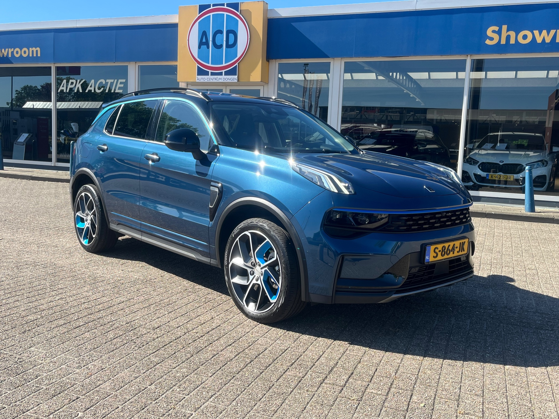 Foto van Lynk&co LYNK & Co 01