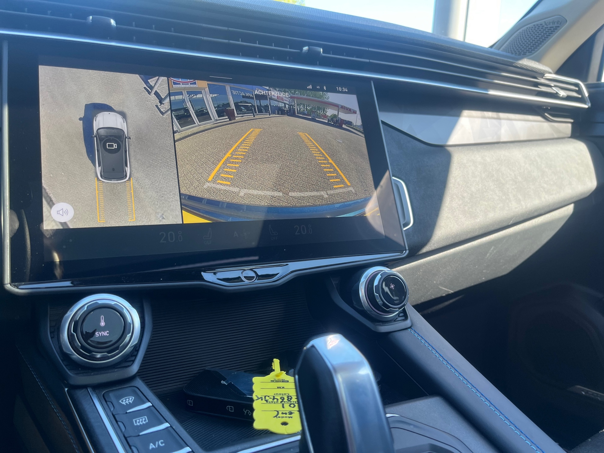 Foto van Lynk&co LYNK & Co 01