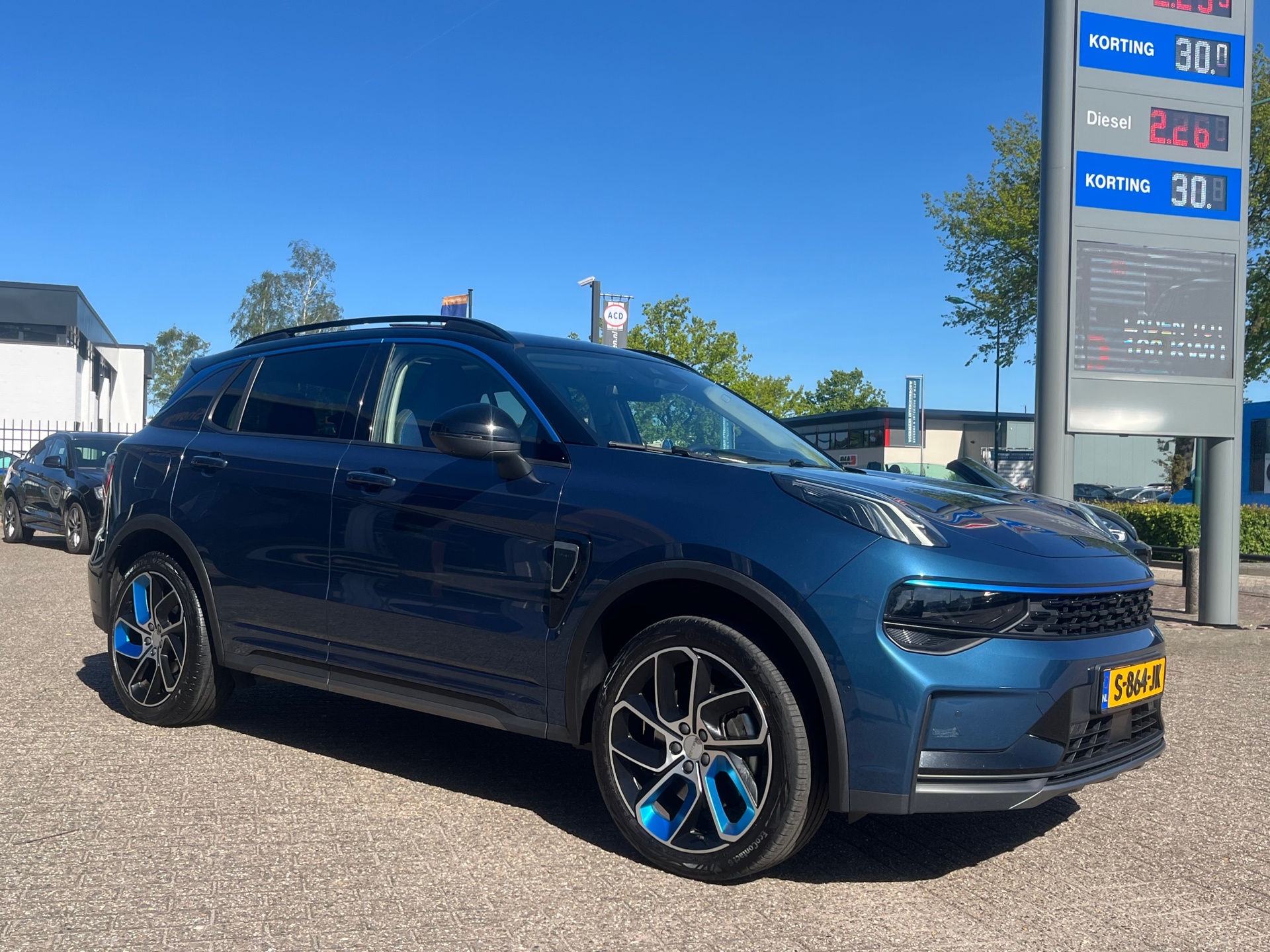 Foto van Lynk&co LYNK & Co 01
