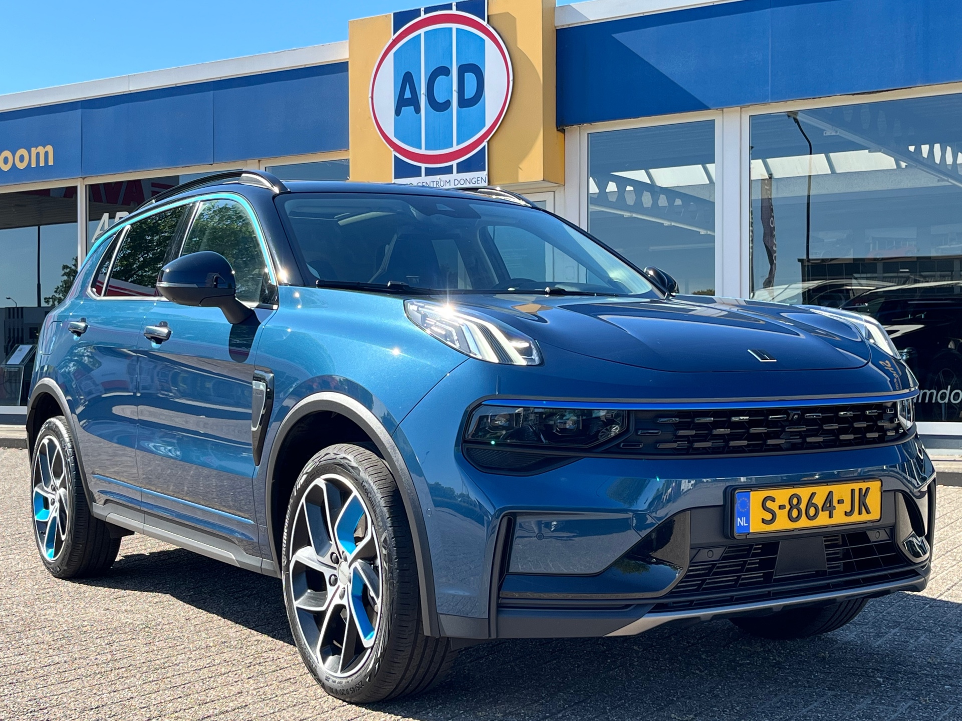 Foto van Lynk&co LYNK & Co 01