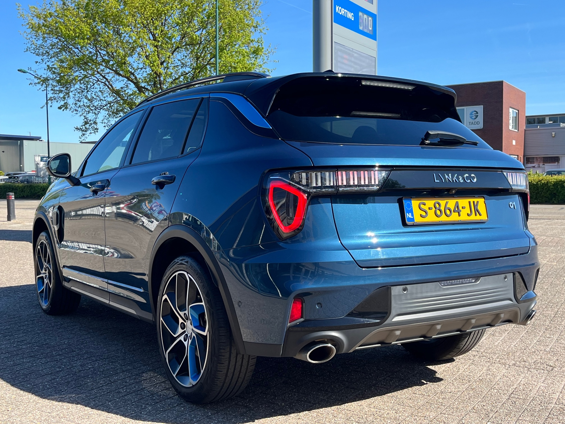 Foto van Lynk&co LYNK & Co 01