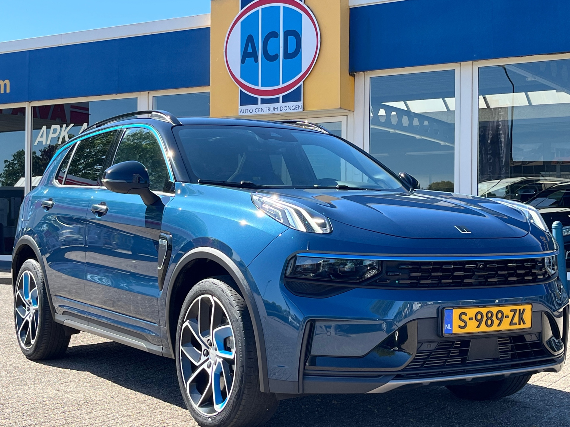 Foto van Lynk&co LYNK & Co 01