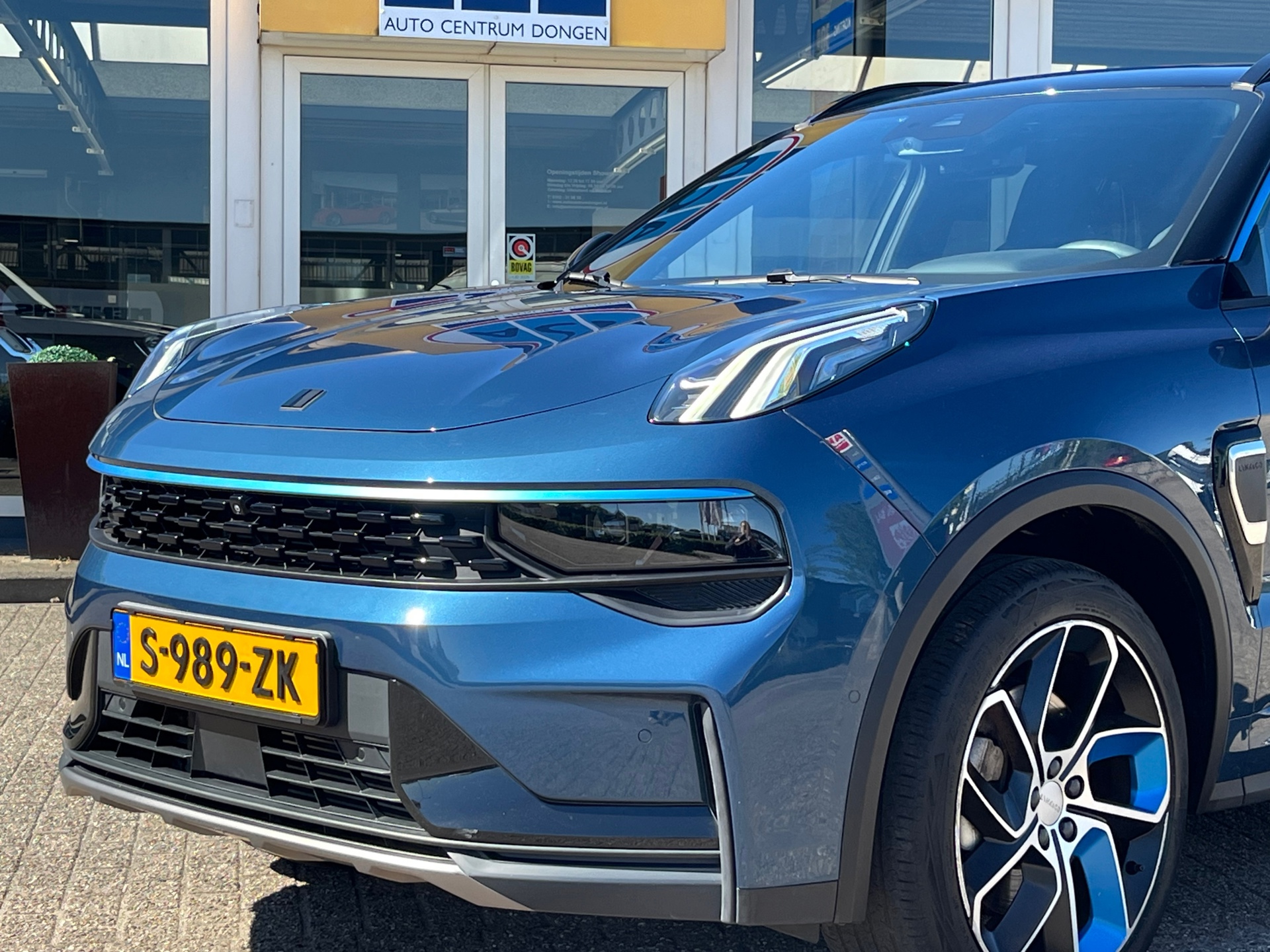 Foto van Lynk&co LYNK & Co 01