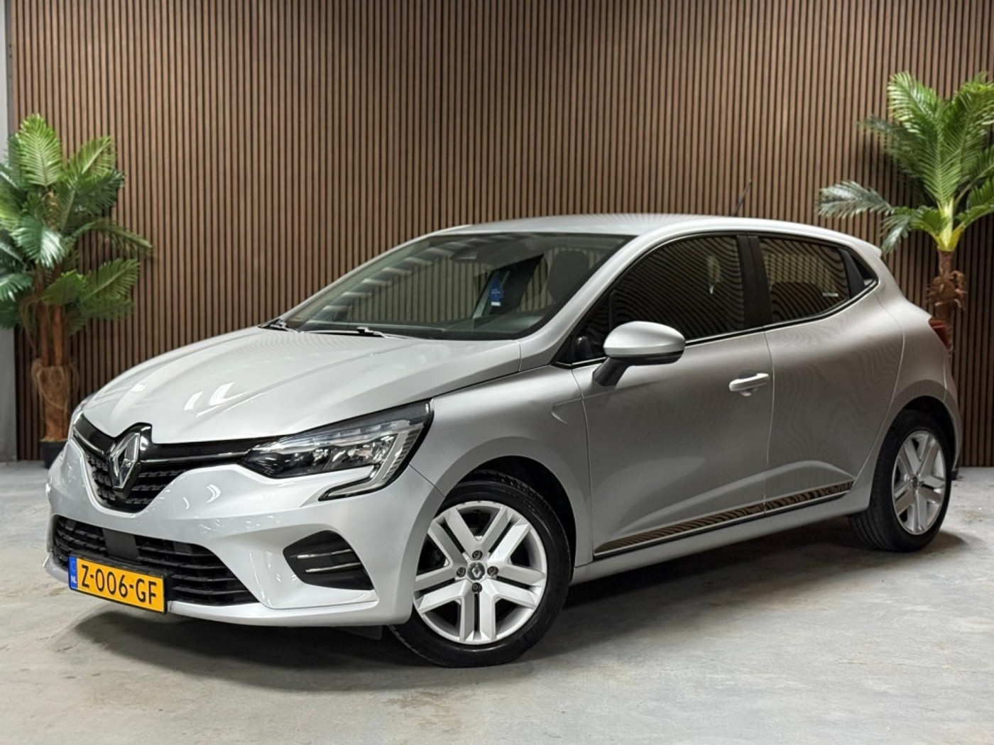 Renault Clio 1.0 SCe 2021 - voorkant