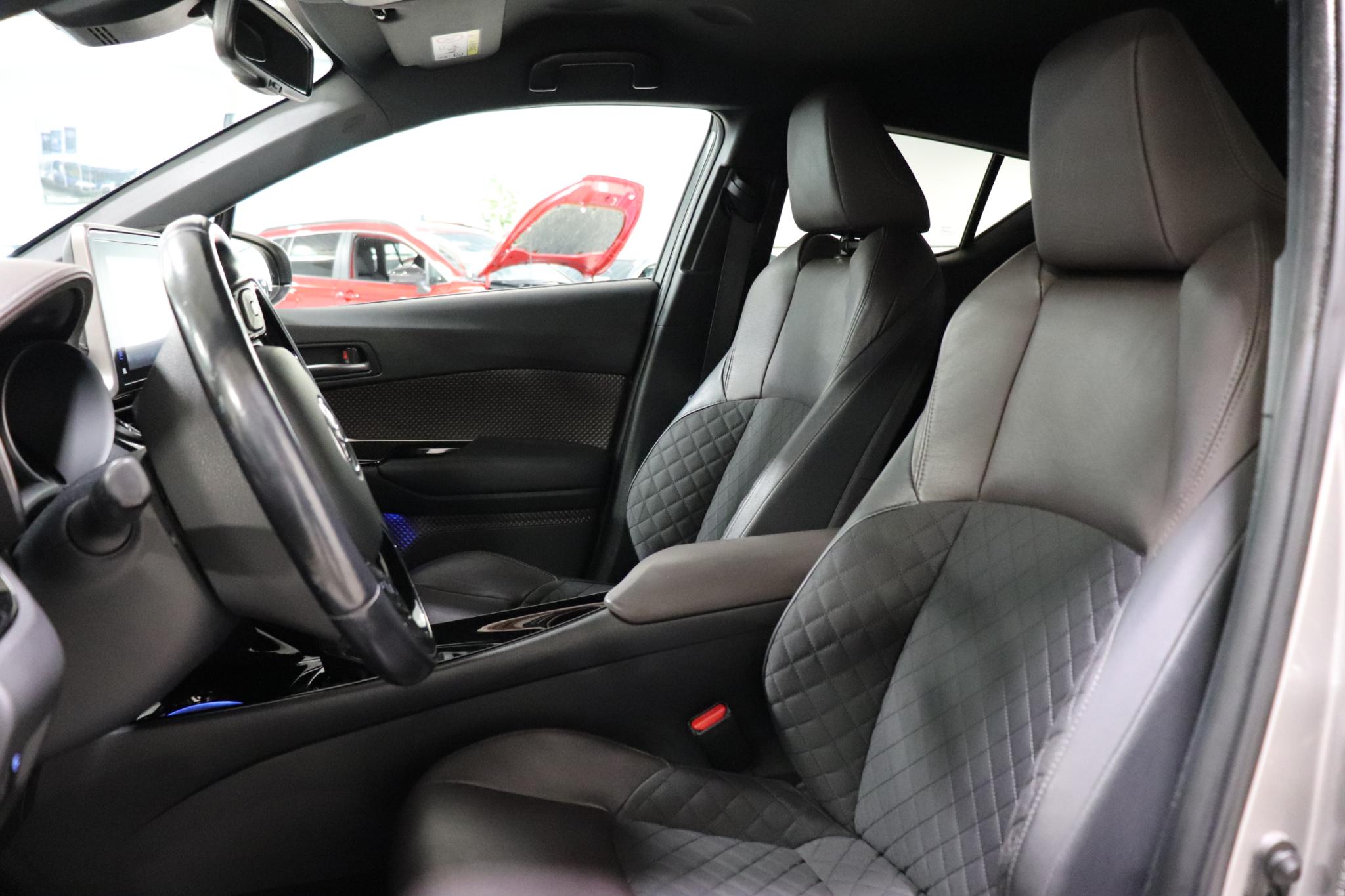 Foto van Toyota Toyota C-hr