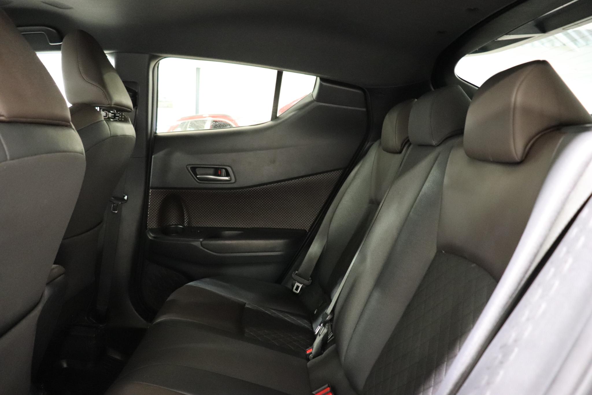 Foto van Toyota Toyota C-hr
