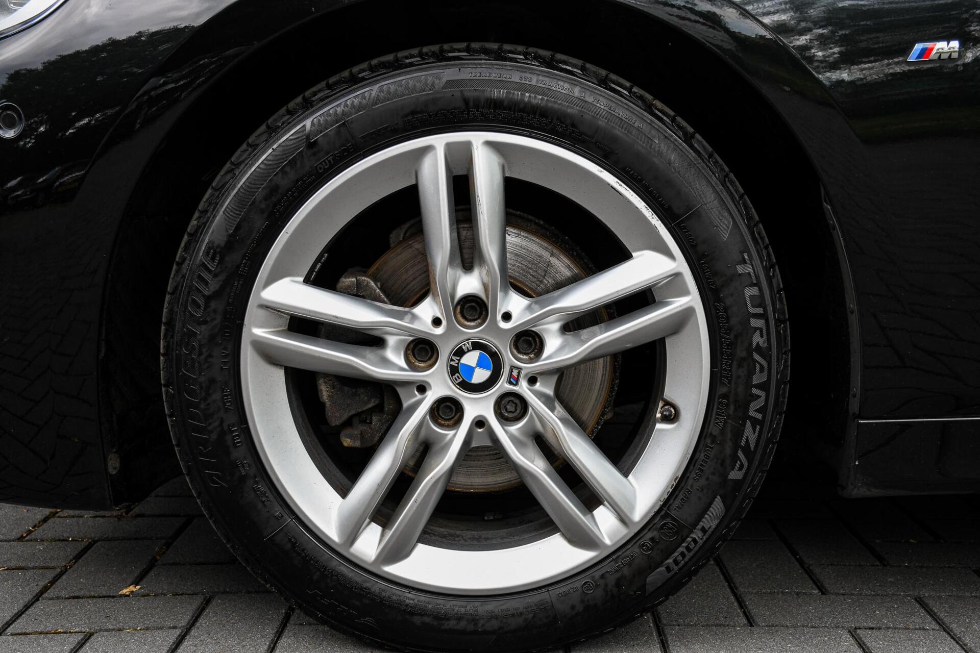 Foto van BMW 218i Active Tourer