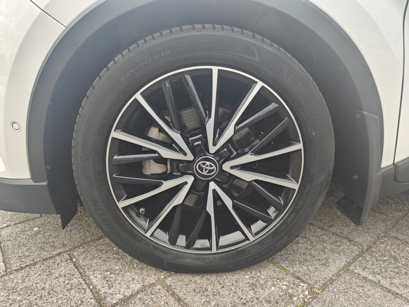 Foto van Toyota Toyota C-hr